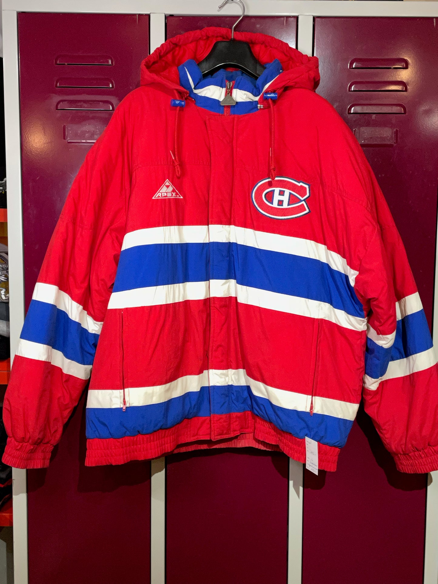 VINTAGE APEX ONE MONTREAL CANADIANS PUFFER JACKET SZ: L