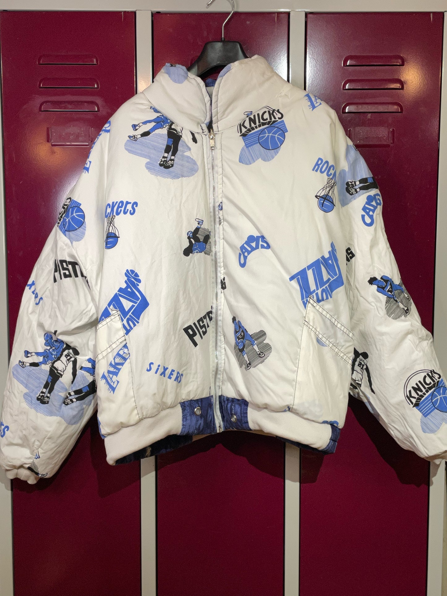 VINTAGE REVERSIBLE LOS ANGELES LAKERS NBA SWEATSHIRT JACKET  SZ: M