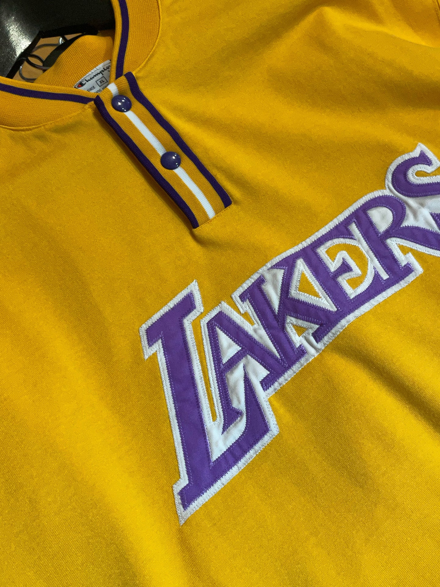 VINTAGE CHAMPION LOS ANGELES LAKERS NBA WARMUP SHIRT SZ: XL