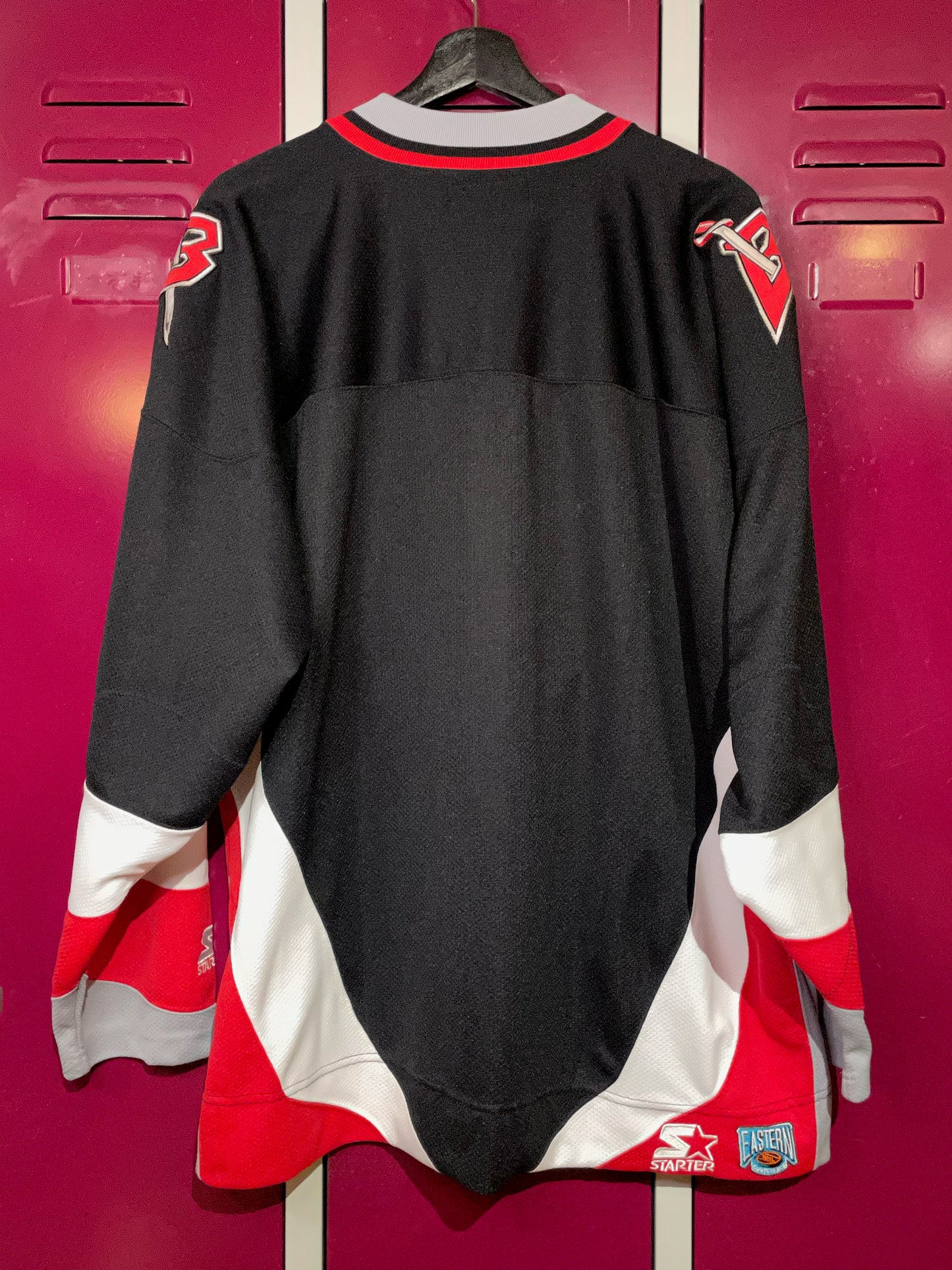 VINTAGE STARTER BUFFALO SABRES NHL HOCKEY JERSEY  SZ: L