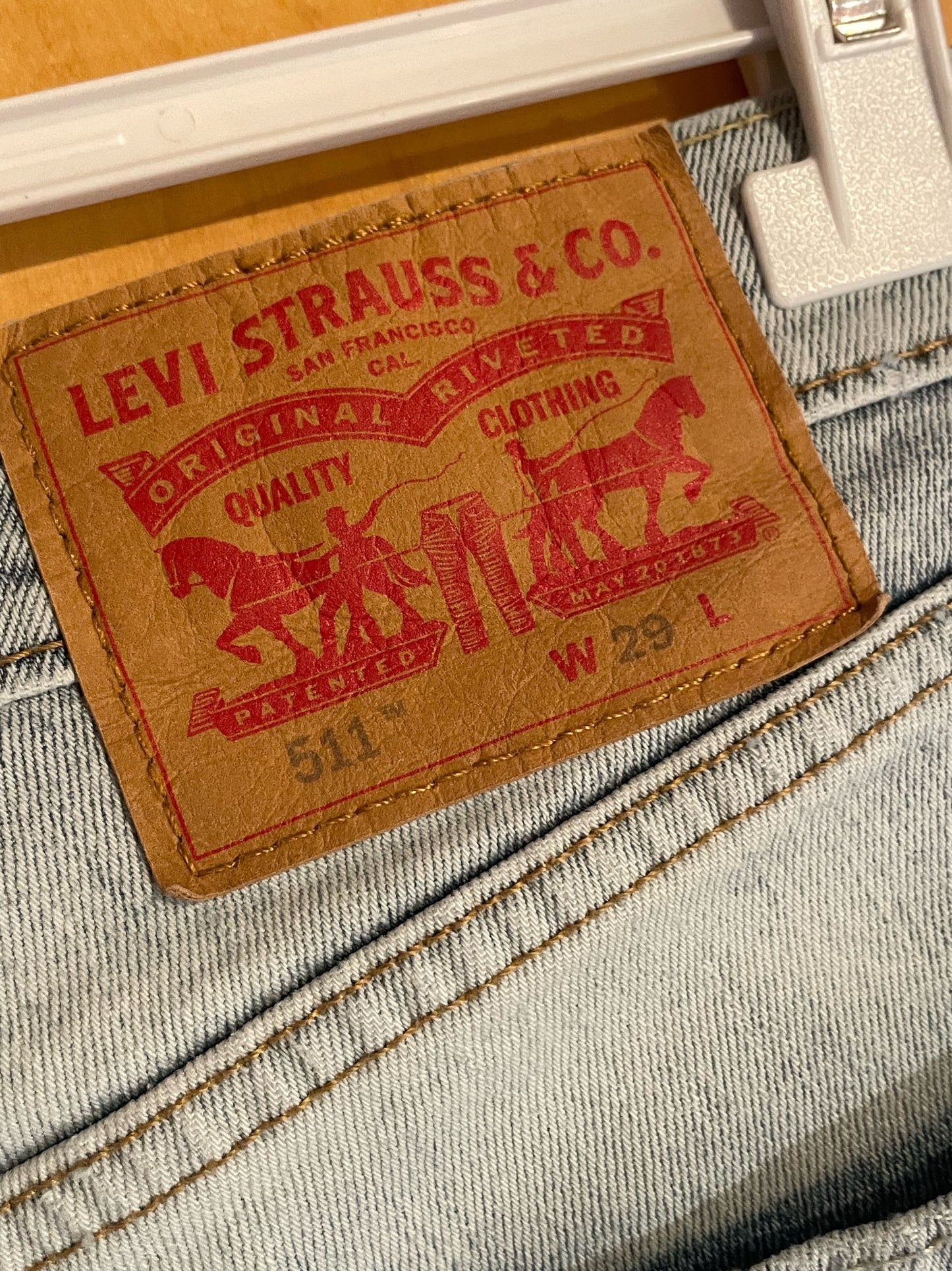 LEVI'S 511 SHORTS  SZ: 29