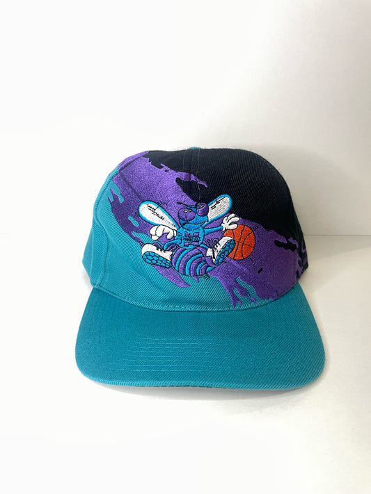 VINTAGE 90s CHARLOTTE HORNETS LOGO ATHLETIC SNAPBACK CAP HAT