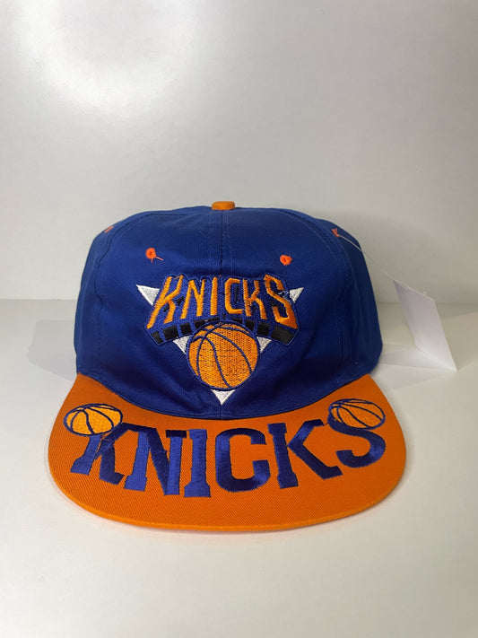 VINTAGE 90s NEW YORK KNICKS SNAPBACK CAP HAT