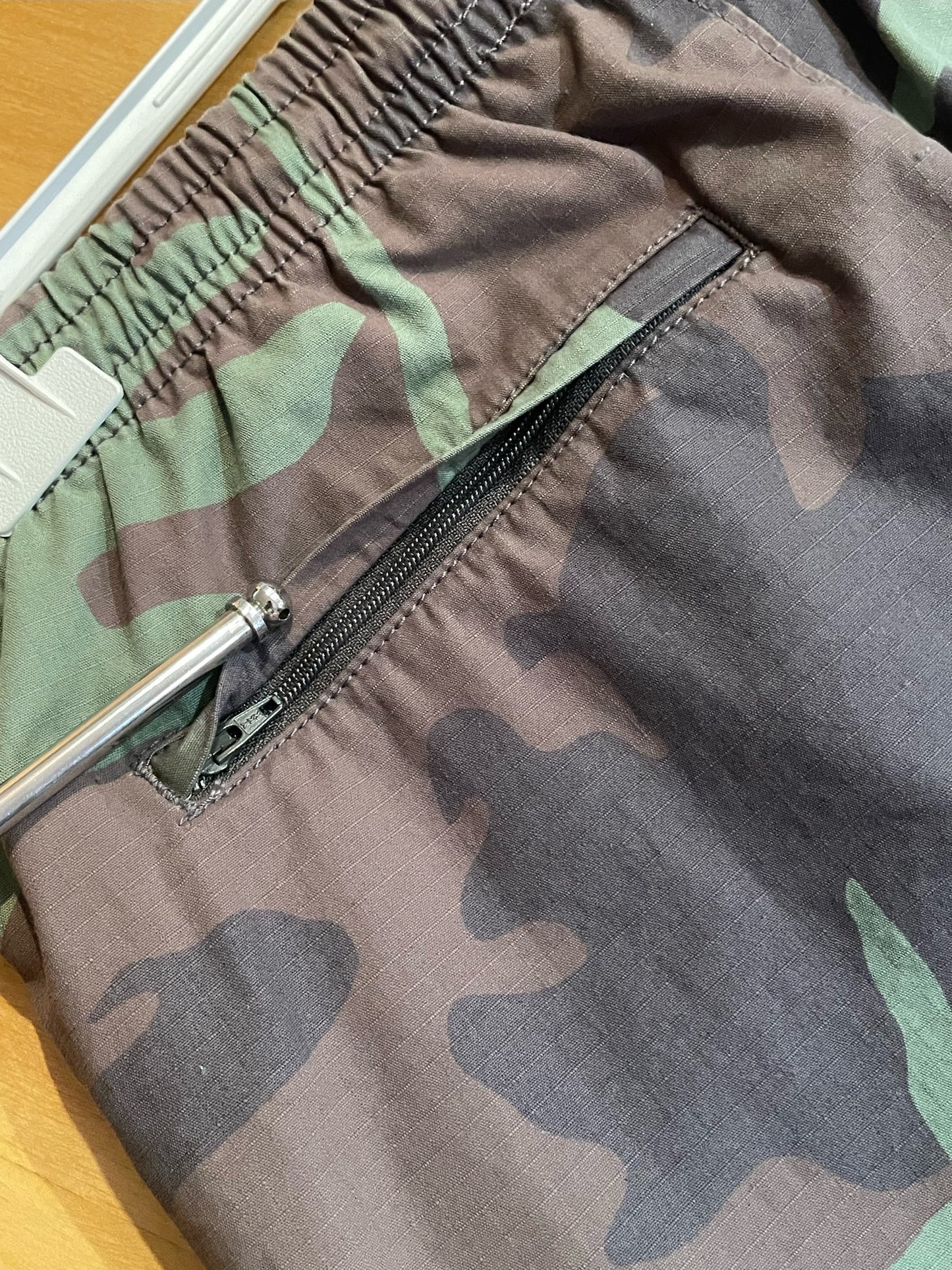 LEVI'S CAMO SHORTS  SZ: M