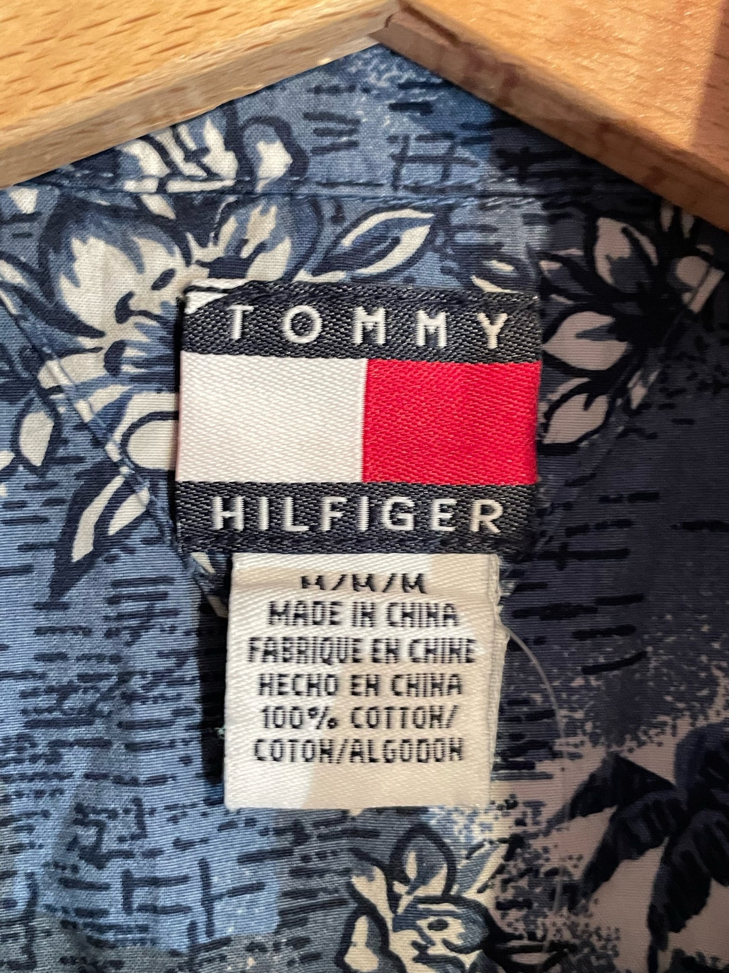 TOMMY HILFIGER HAWAIIAN SHORT SLEEVES SHIRT  SZ: M = S