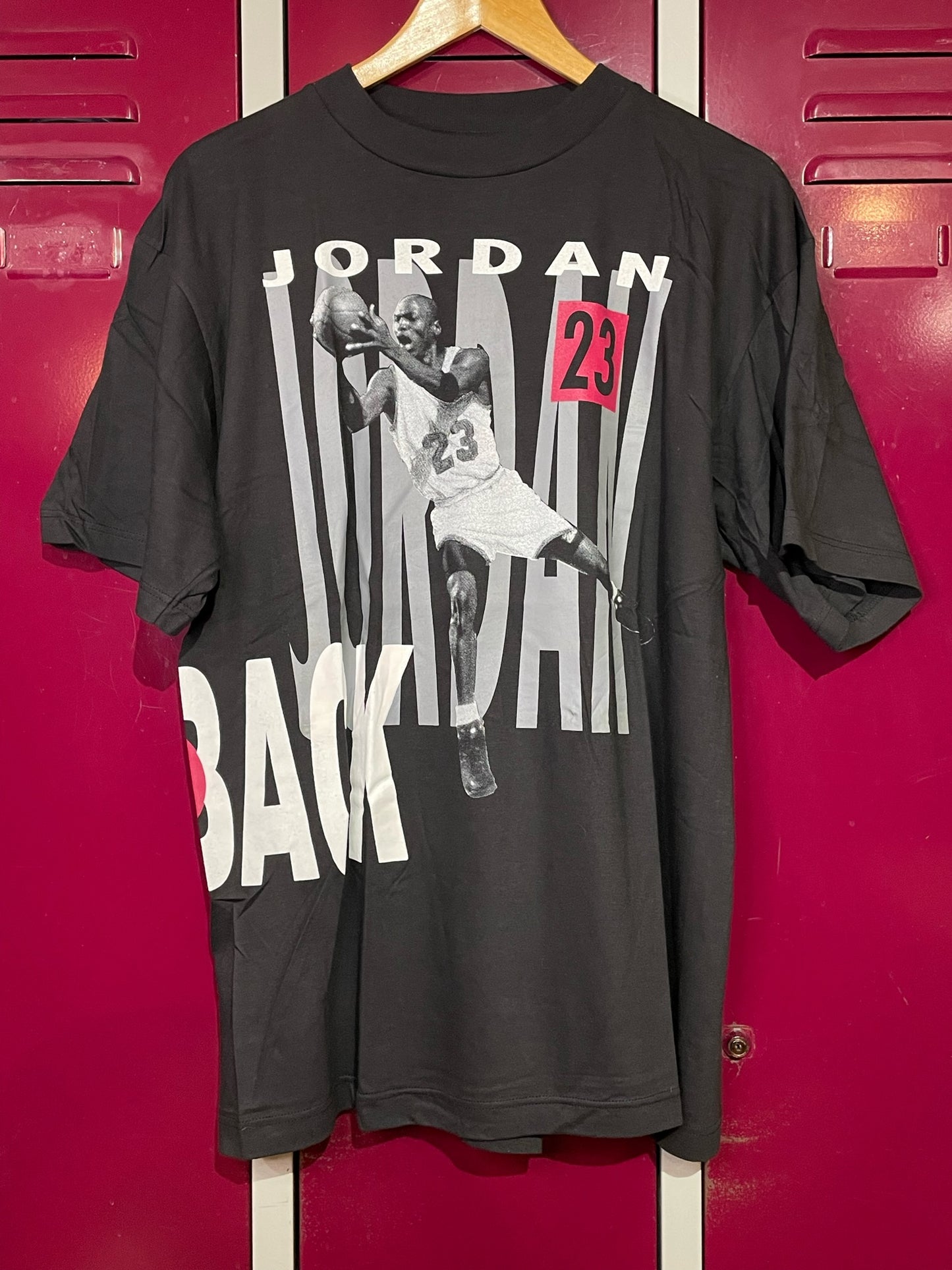 VINTAGE 90s NIKE JORDAN BACK 2 BACK PIPPEN NBA T-SHIRT  SZ: M