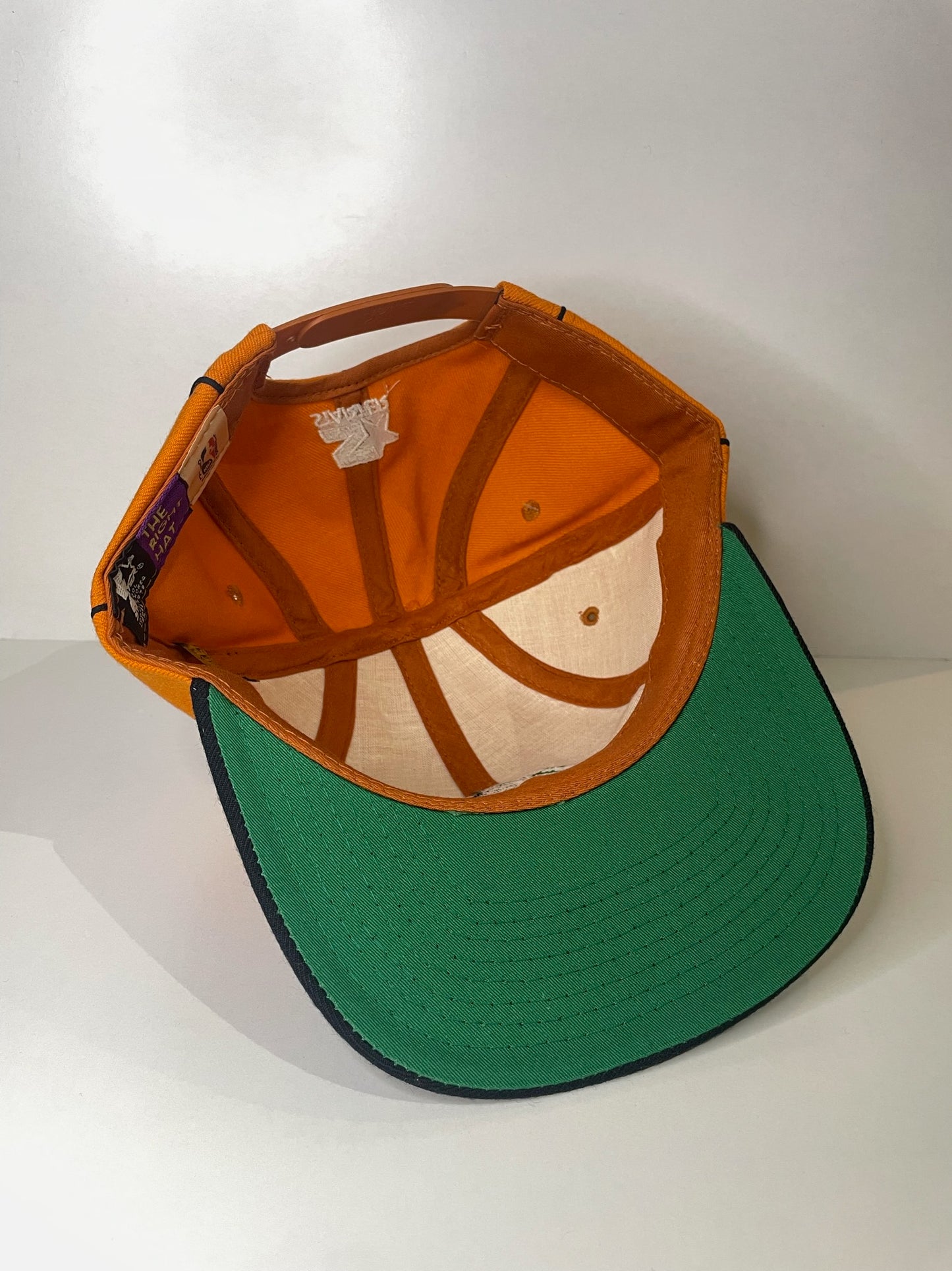 VINTAGE 90s BOSTON CELTICS STARTER SNAPBACK CAP HAT