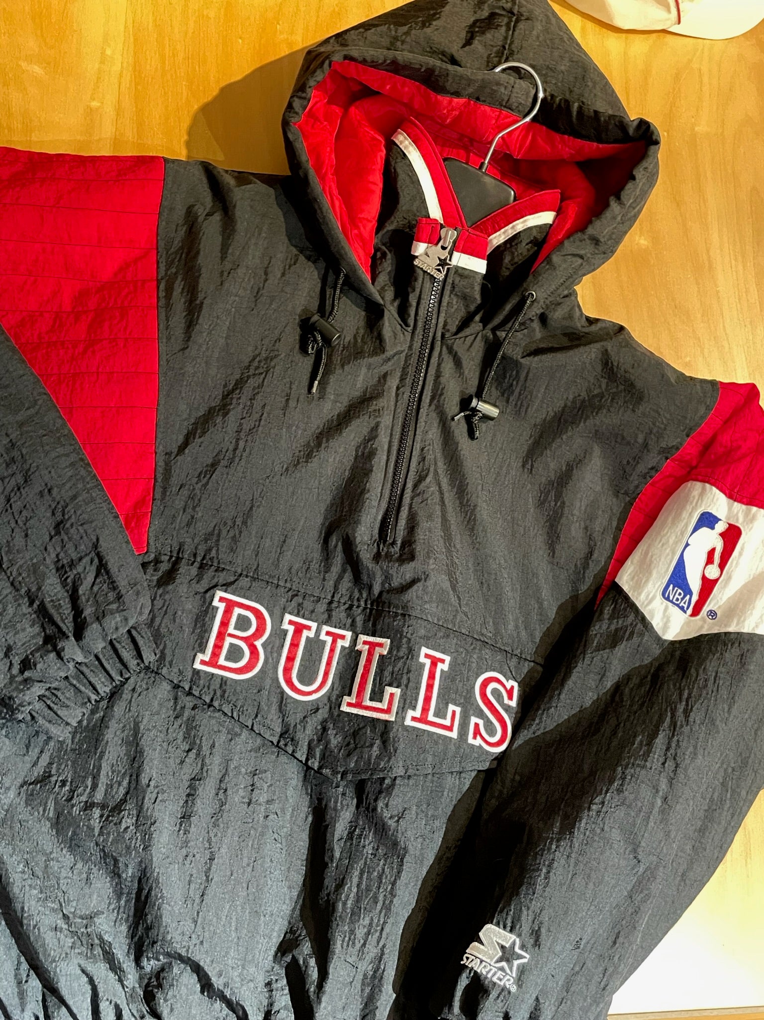 90s Vintage Chicago Bulls Starter Red & Black Full Zip Jacket 