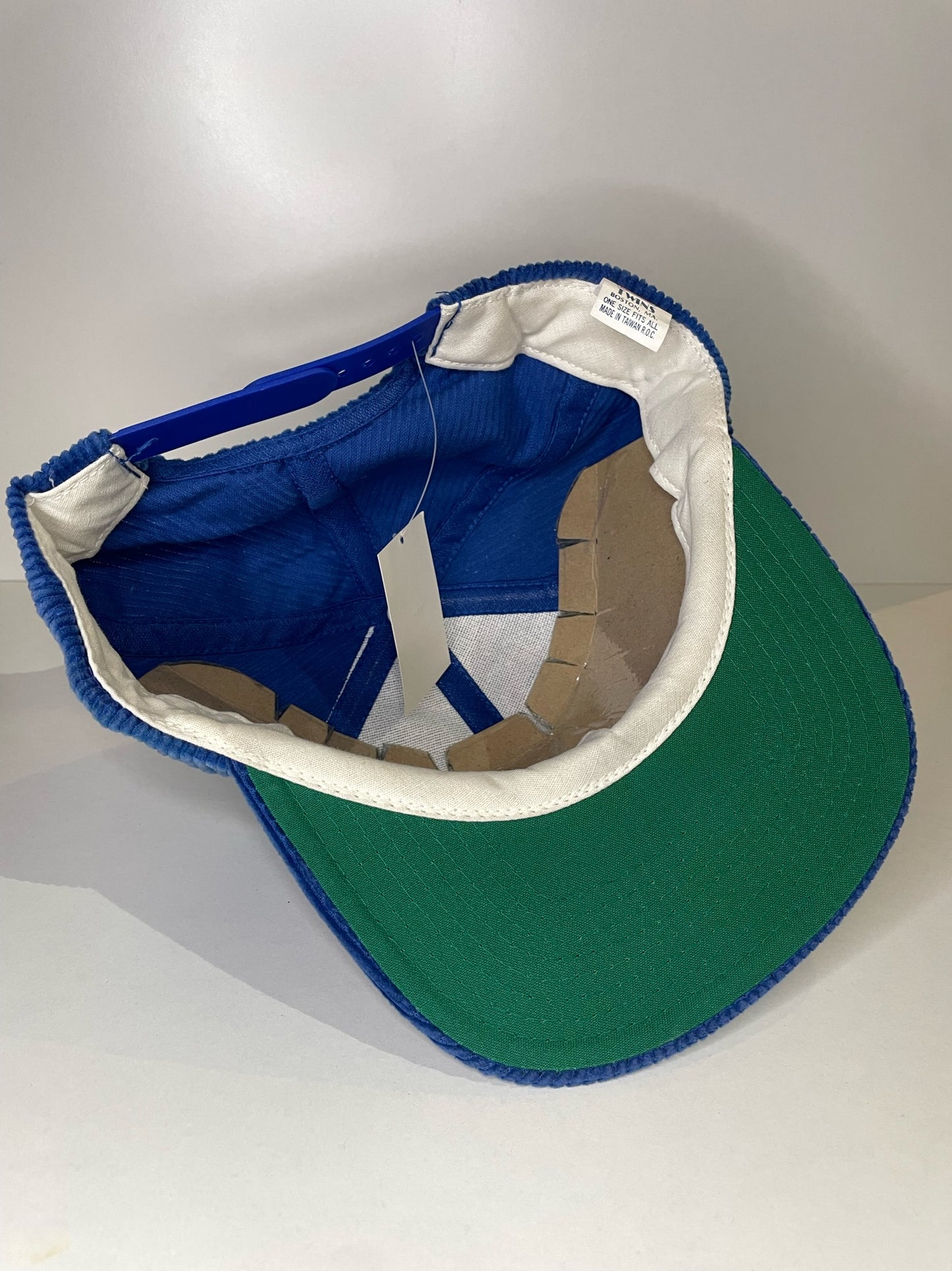 VINTAGE 90s NEW YORK METS TWINS CORDUROY SNAPBACK CAP HAT