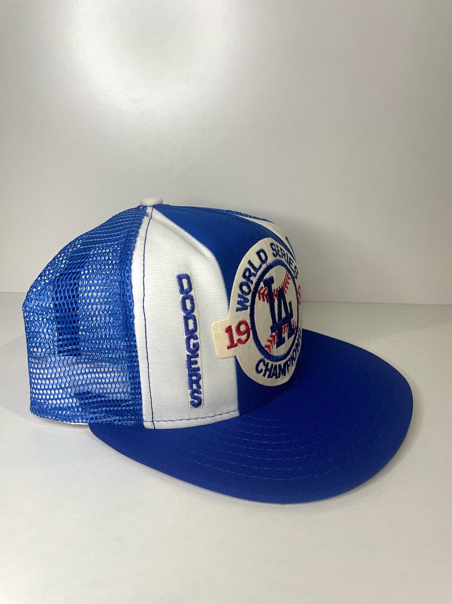 VINTAGE 80s LOS ANGELES DODGERS AJD TRUCKER CAP HAT