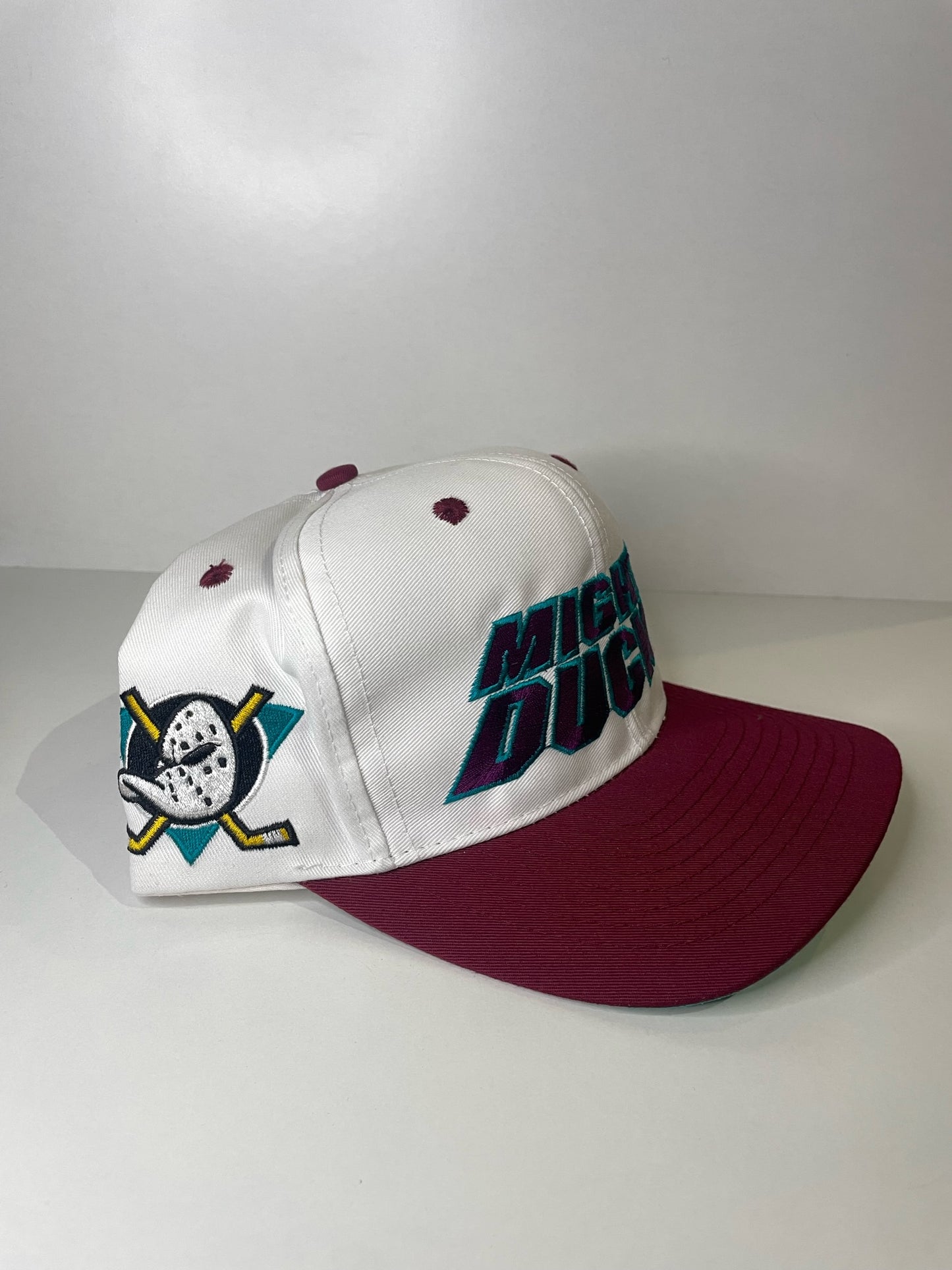 VINTAGE 90s MIGHTY DUCKS R.O.C  SNAPBACK CAP HAT