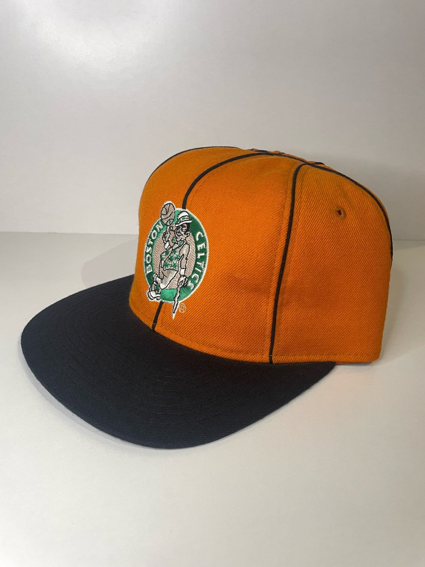 VINTAGE 90s BOSTON CELTICS STARTER SNAPBACK CAP HAT