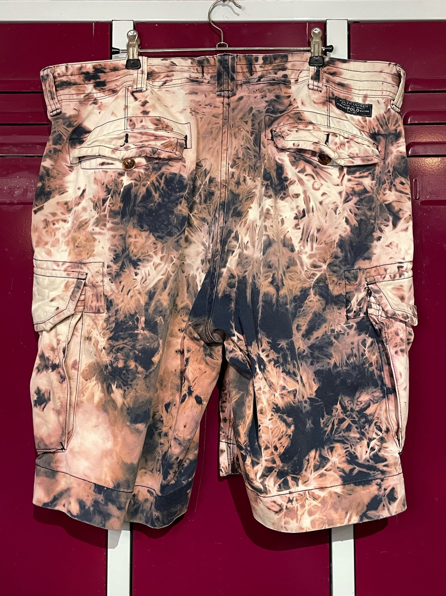 POLO RALPH LAUREN TIE DYE CARGO SHORTS  SZ: 38