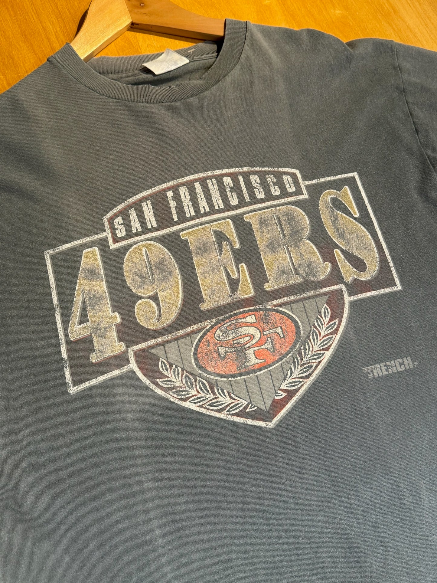 VINTAGE 90s SAN FRANCISON 49ERS TRENCH ULTRA T-SHIRT  SZ: XL