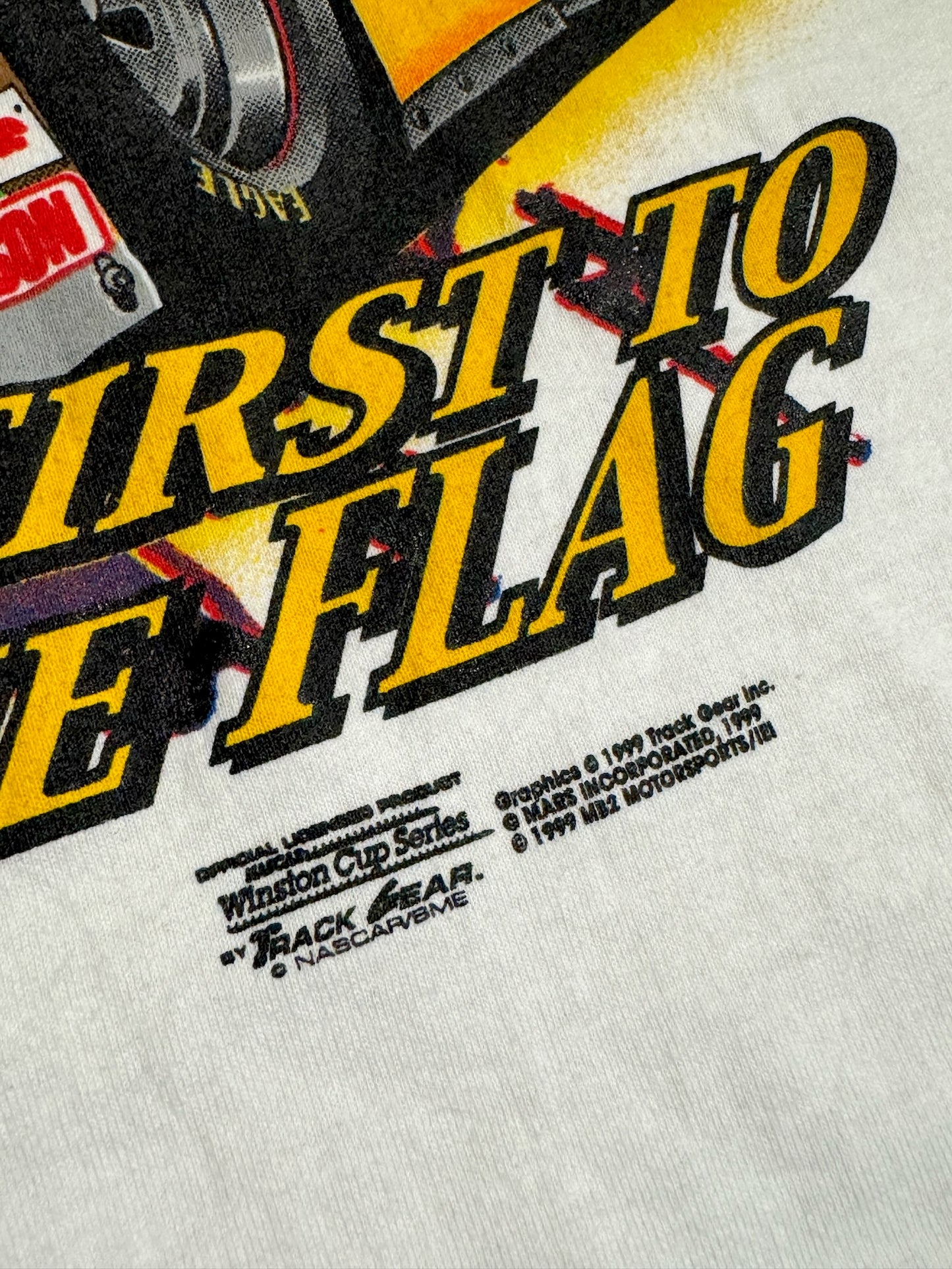 VINTAGE 1999 IRVAN ERNIE "FIRST TO THE FLAG" NASCAR TULTEX T-SHIRT  SZ: XL