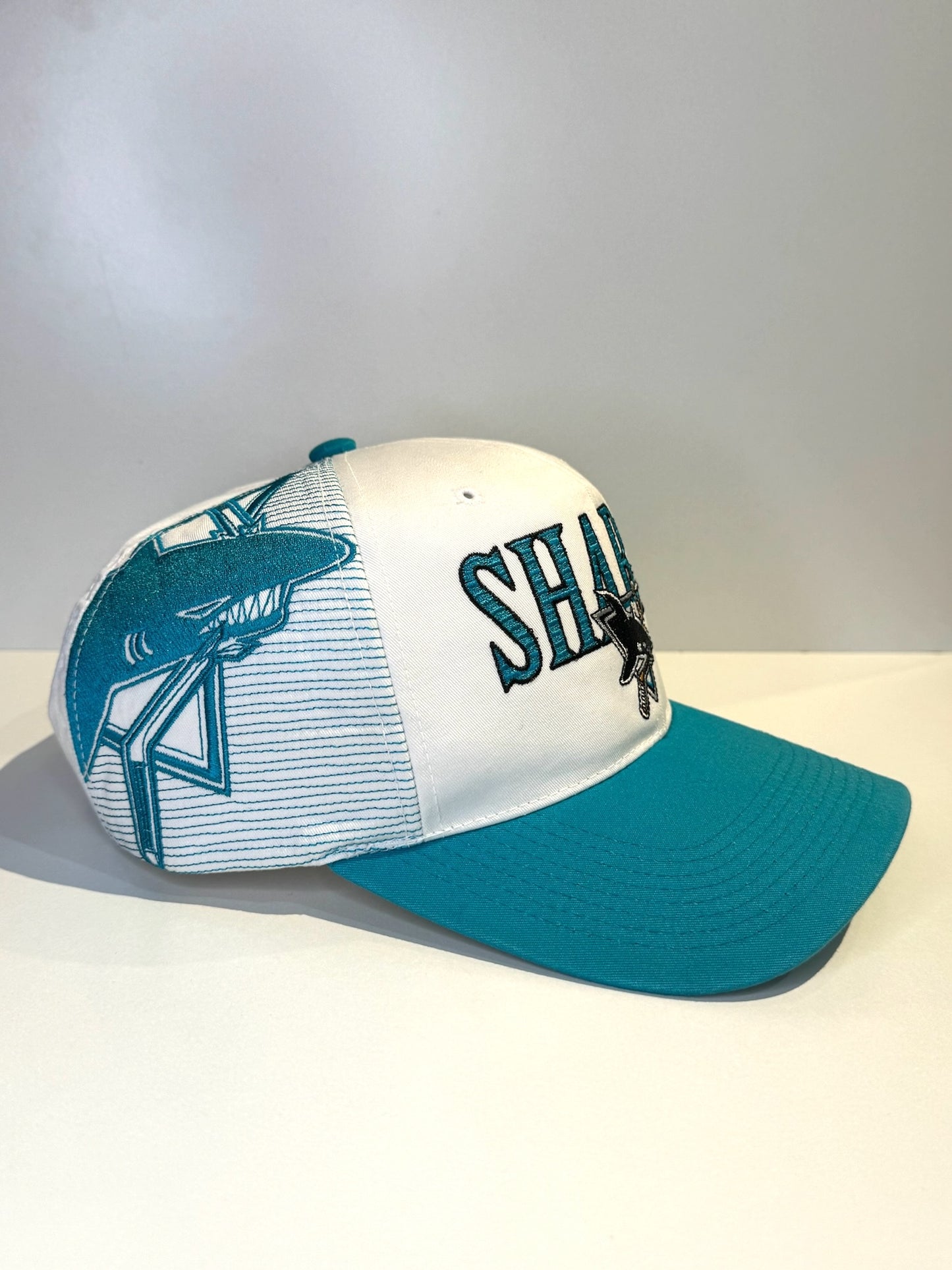 VINTAGE 90s SAN JOSE SHARKS "SHADOW" SPORTS SPECIALTIES SNAPBACK CAP HAT