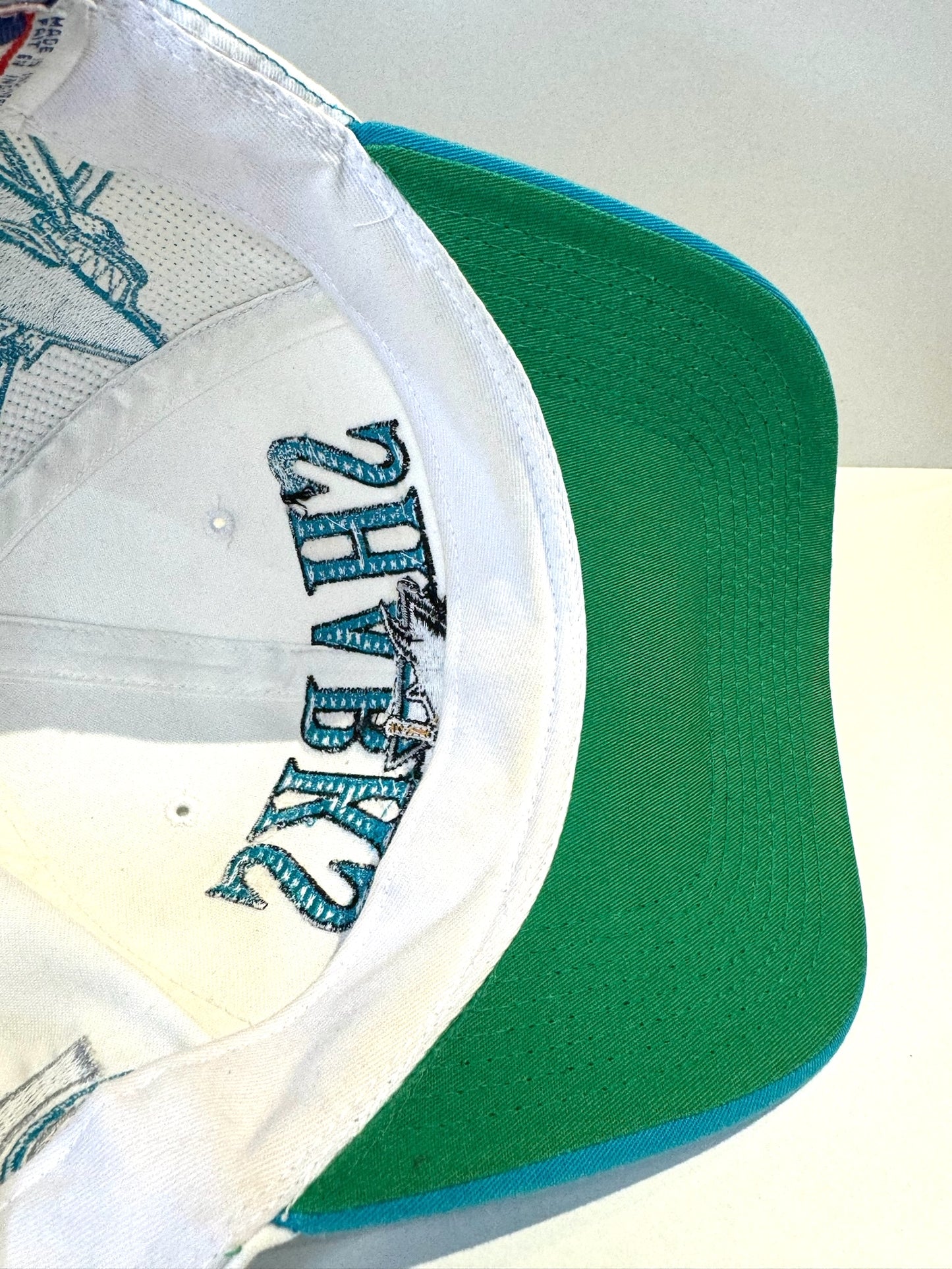 VINTAGE 90s SAN JOSE SHARKS "SHADOW" SPORTS SPECIALTIES SNAPBACK CAP HAT