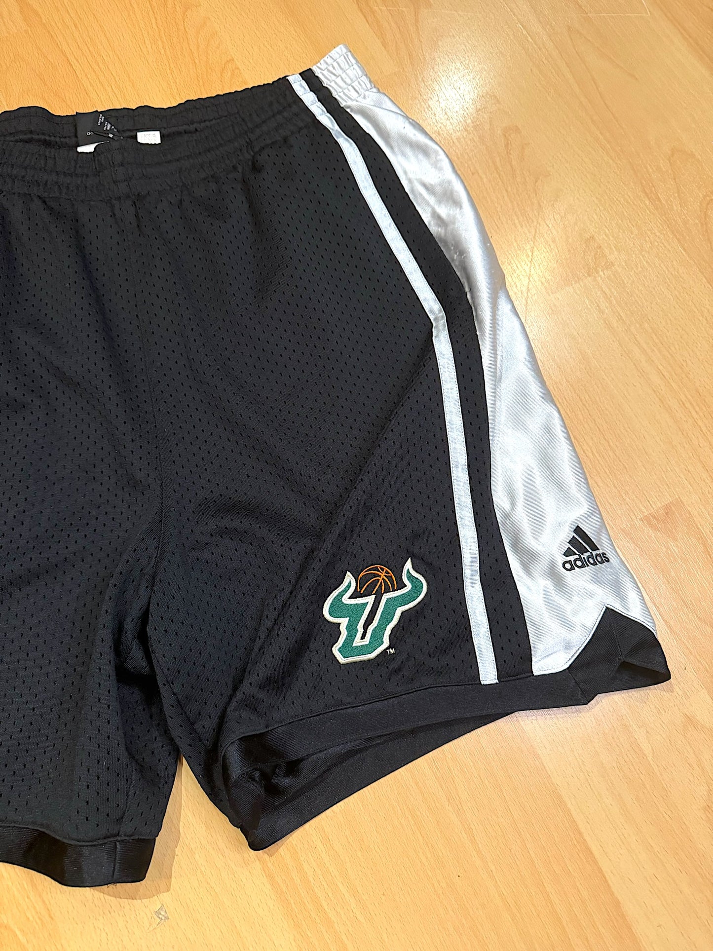 VINTAGE ADIDAS USF BASKETBALL SHORTS  SZ: XL