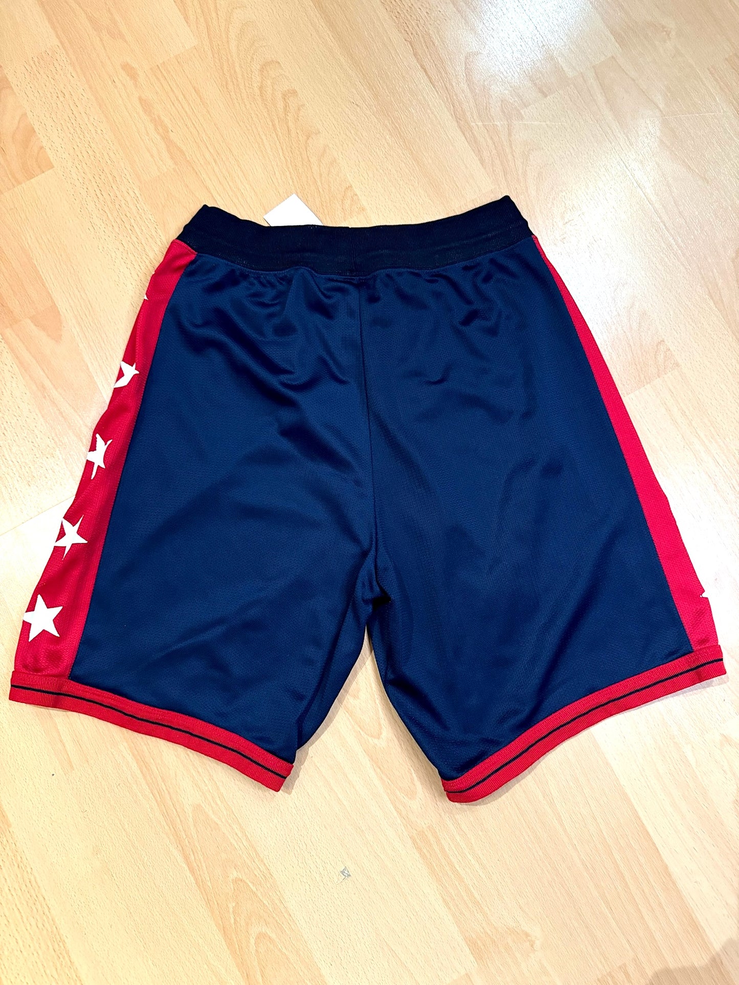 VINTAGE 1996 CHAMPION TEAM USA OLYMPIC BASKETBALL SHORTS  SZ: M