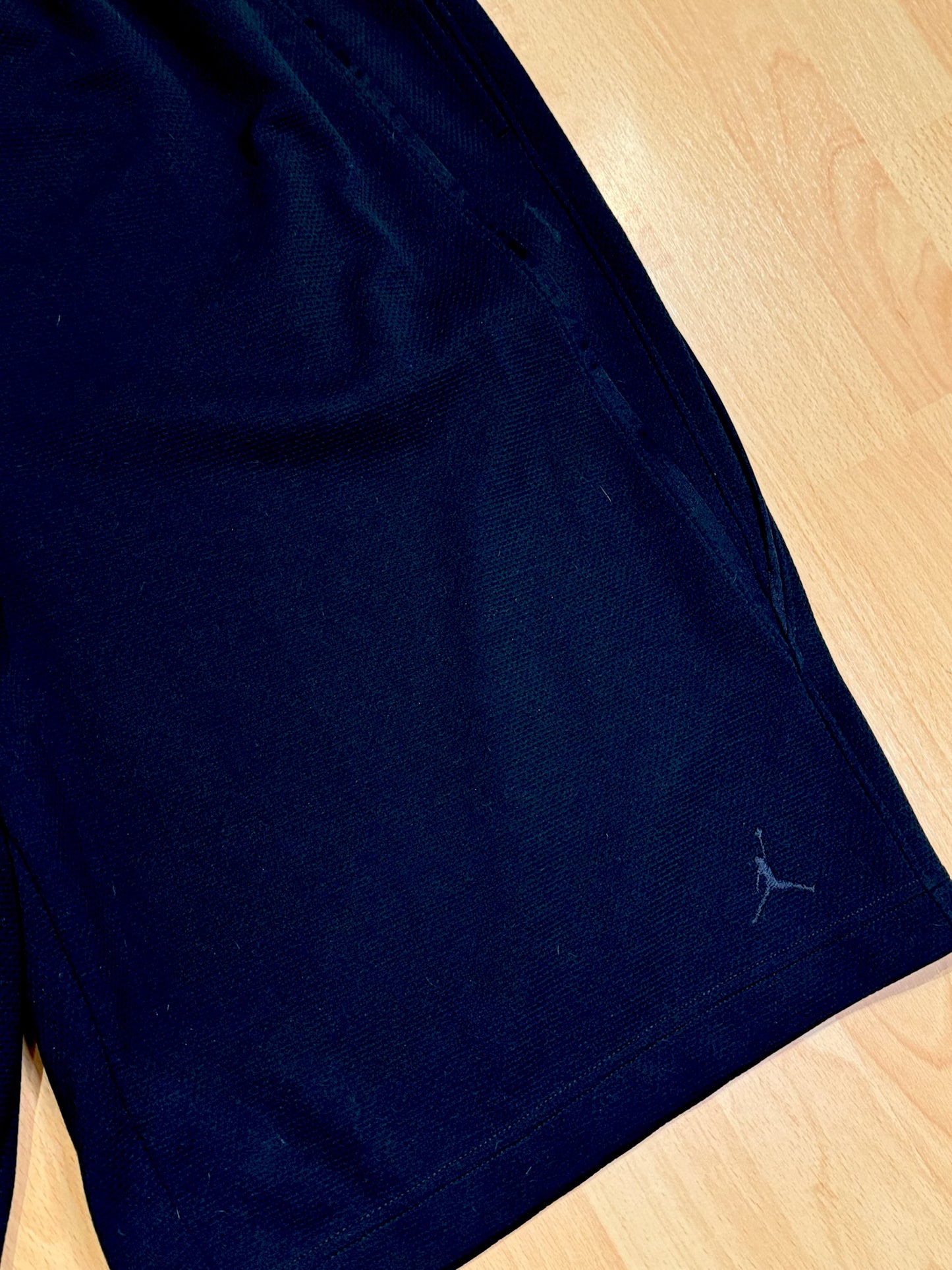 Y2K AIR JORDAN BASKETBALL SHORTS  SZ: L