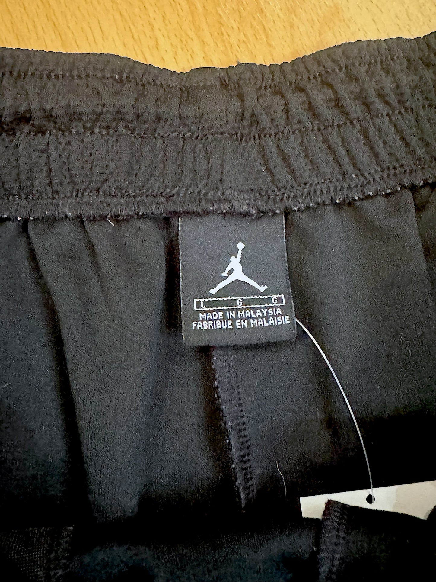 Y2K AIR JORDAN BASKETBALL SHORTS  SZ: L