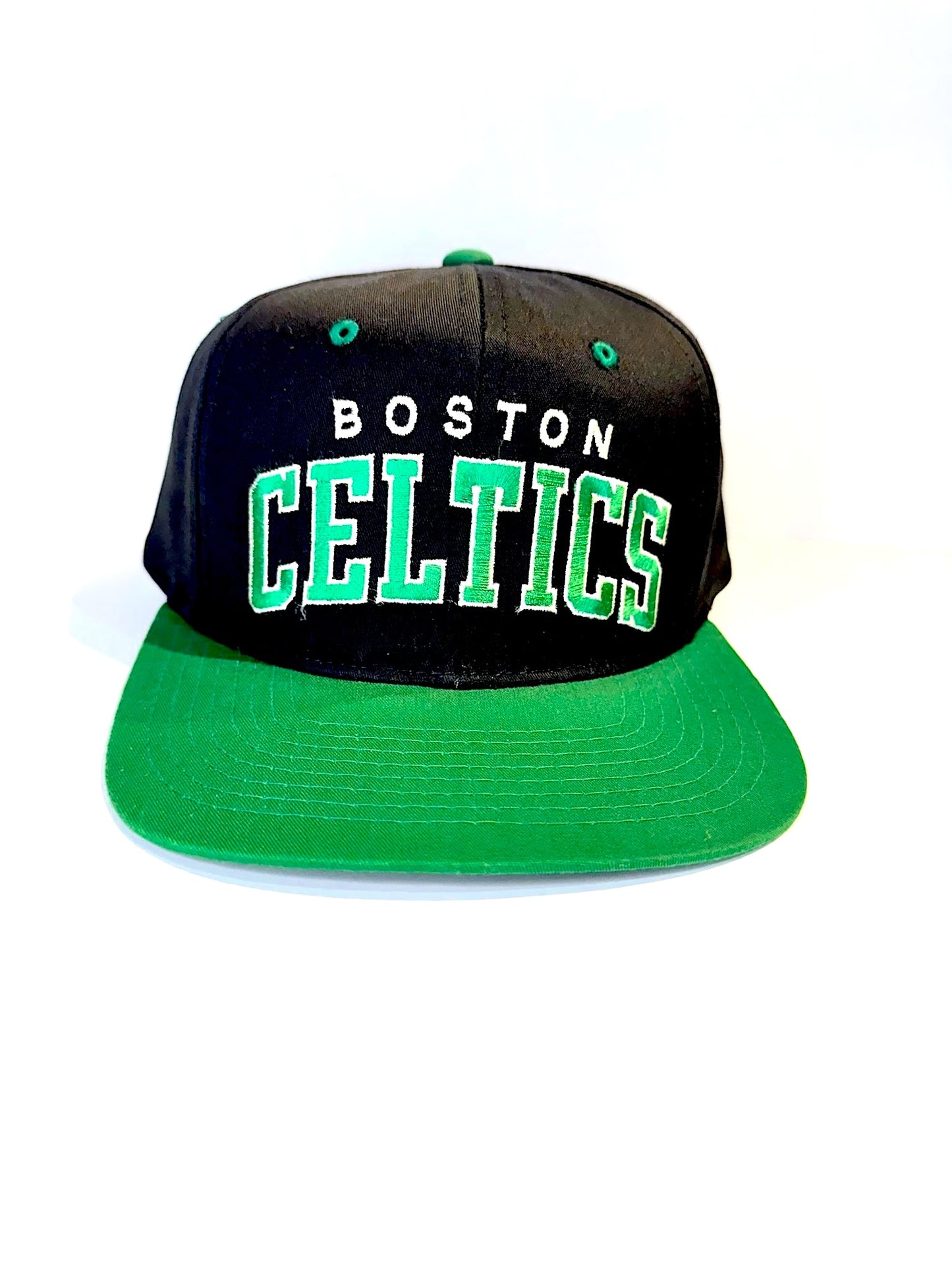 VINTAGE 90s BOSTON CELTICS STARTER SNAPBACK CAP HAT