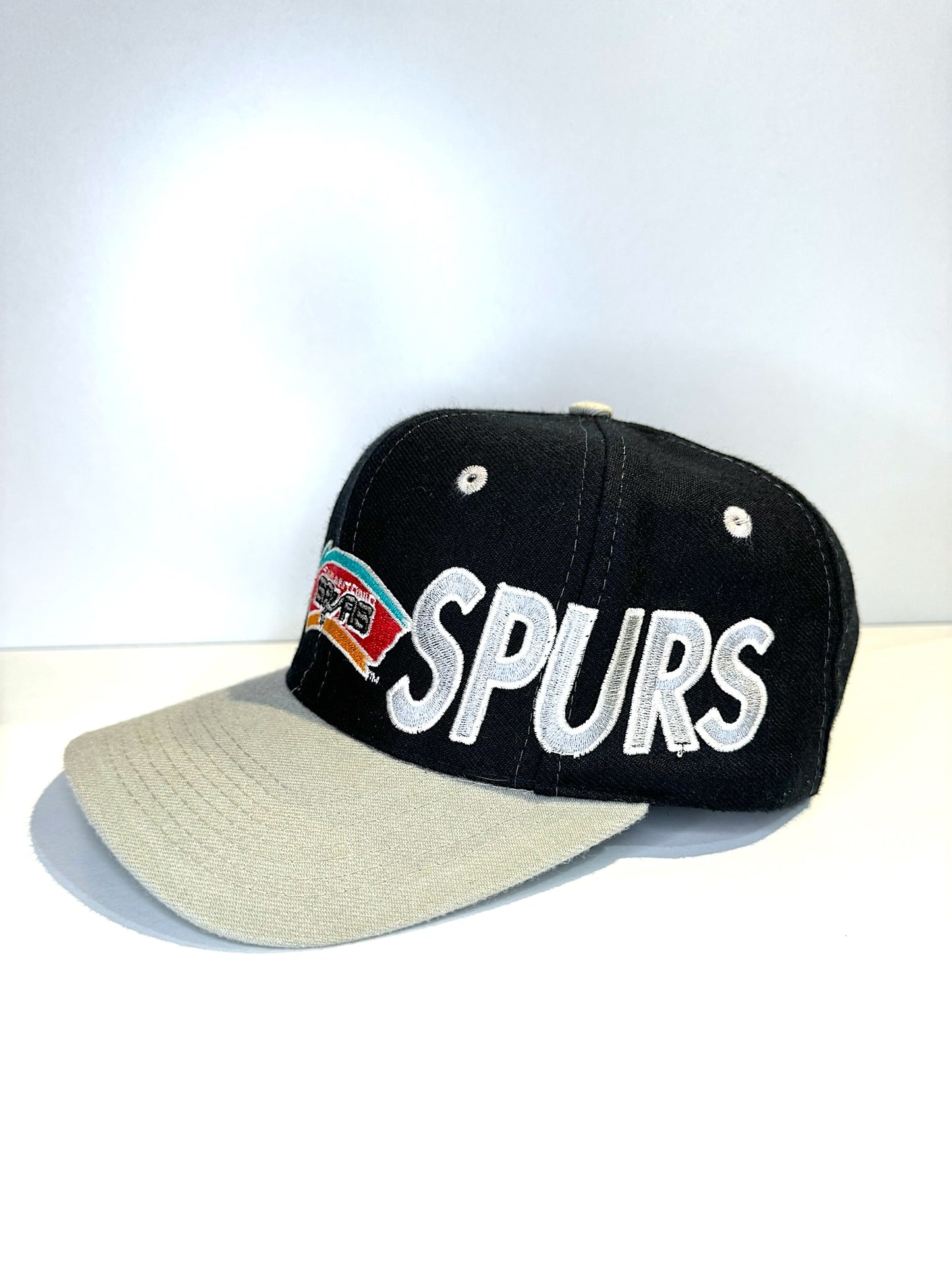 VINTAGE 90s SAN ANTONIO SPURS AJD SNAPBACK CAP HAT