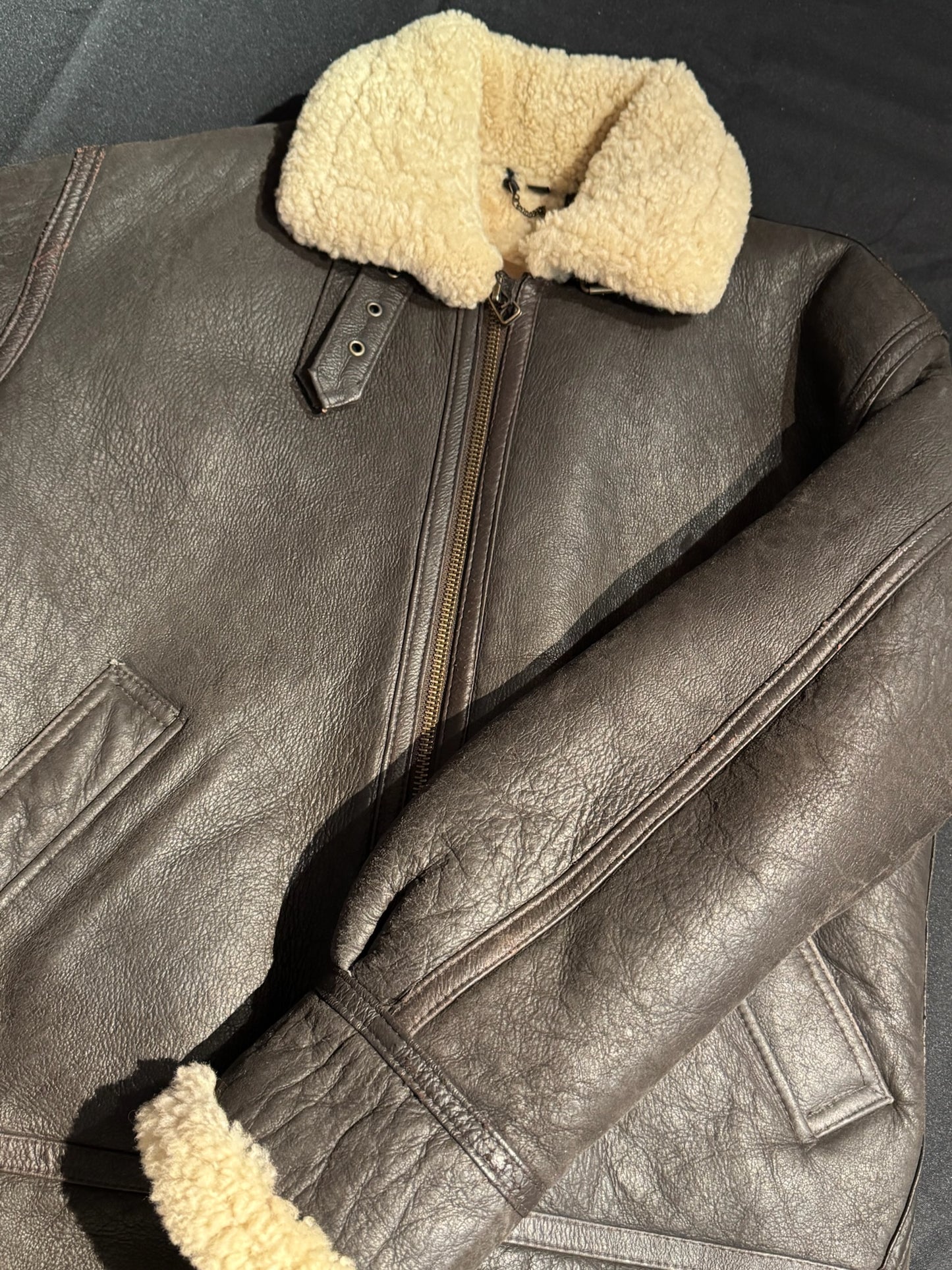 VINTAGE ORIGINAL SHEARLING BOMBARDIER SHEEPSKIN JACKET  SZ: 50