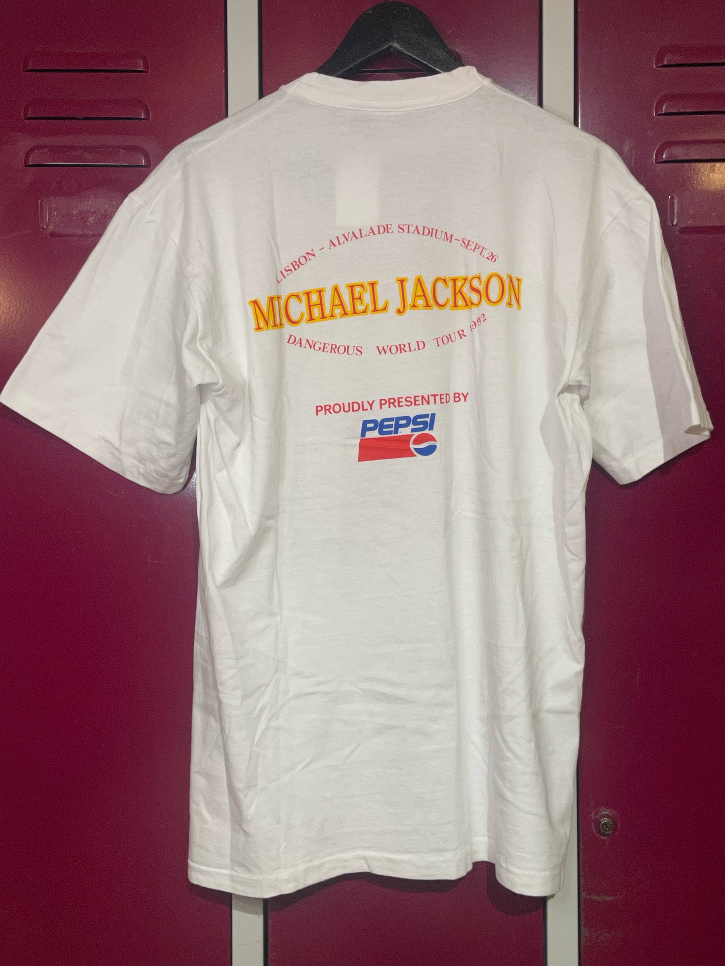 VINTAGE 1992 MICHAEL JACKSON "PEPSI DANGEROUS WORLD TOUR" MUSIC T-SHIRT  SZ: L