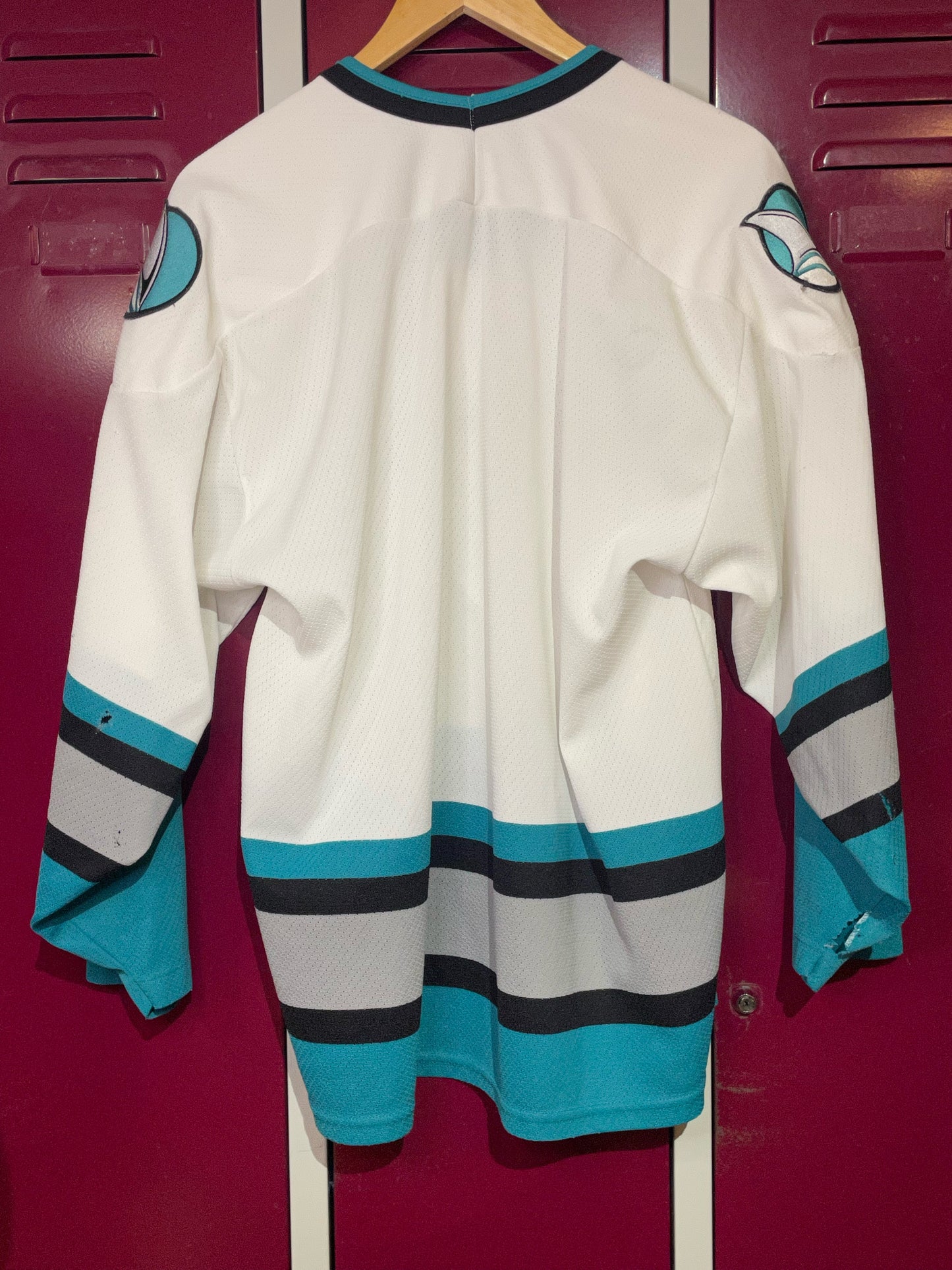 VINTAGE CCM SAN JOSE SHARKS NHL HOCKEY JERSEY  SZ: L