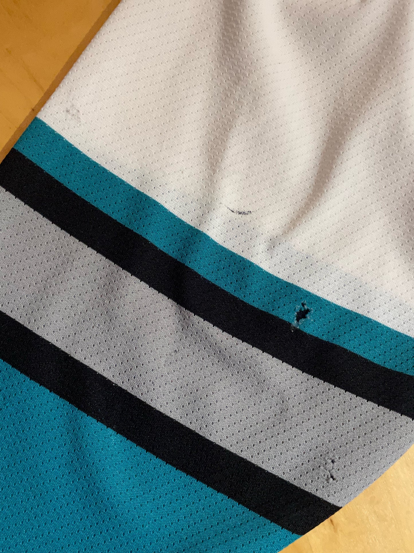 VINTAGE CCM SAN JOSE SHARKS NHL HOCKEY JERSEY  SZ: L