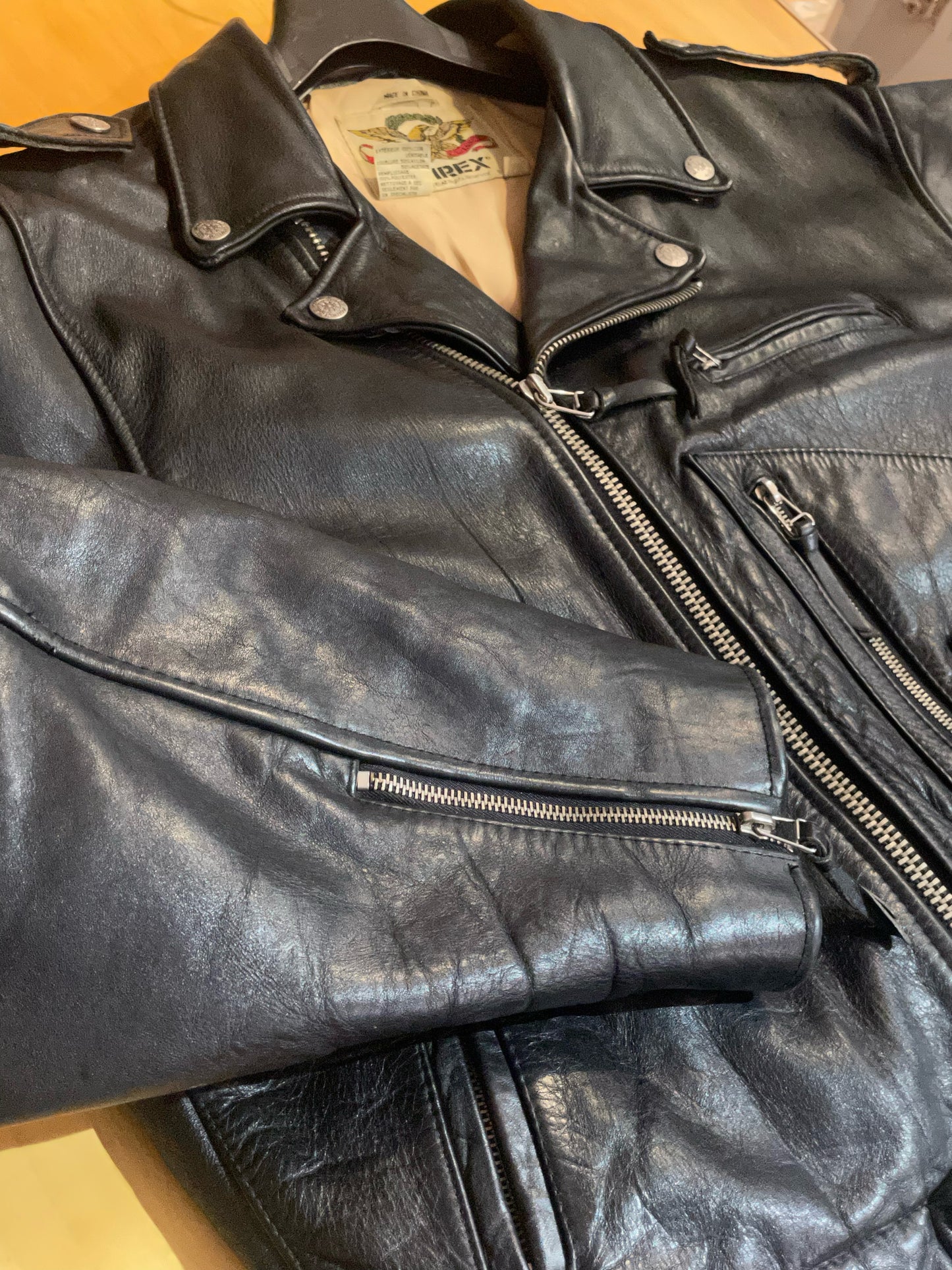 VINTAGE AVIREX "HOWLING WOLF" BIKER LEATHER JACKET  SZ: XXL