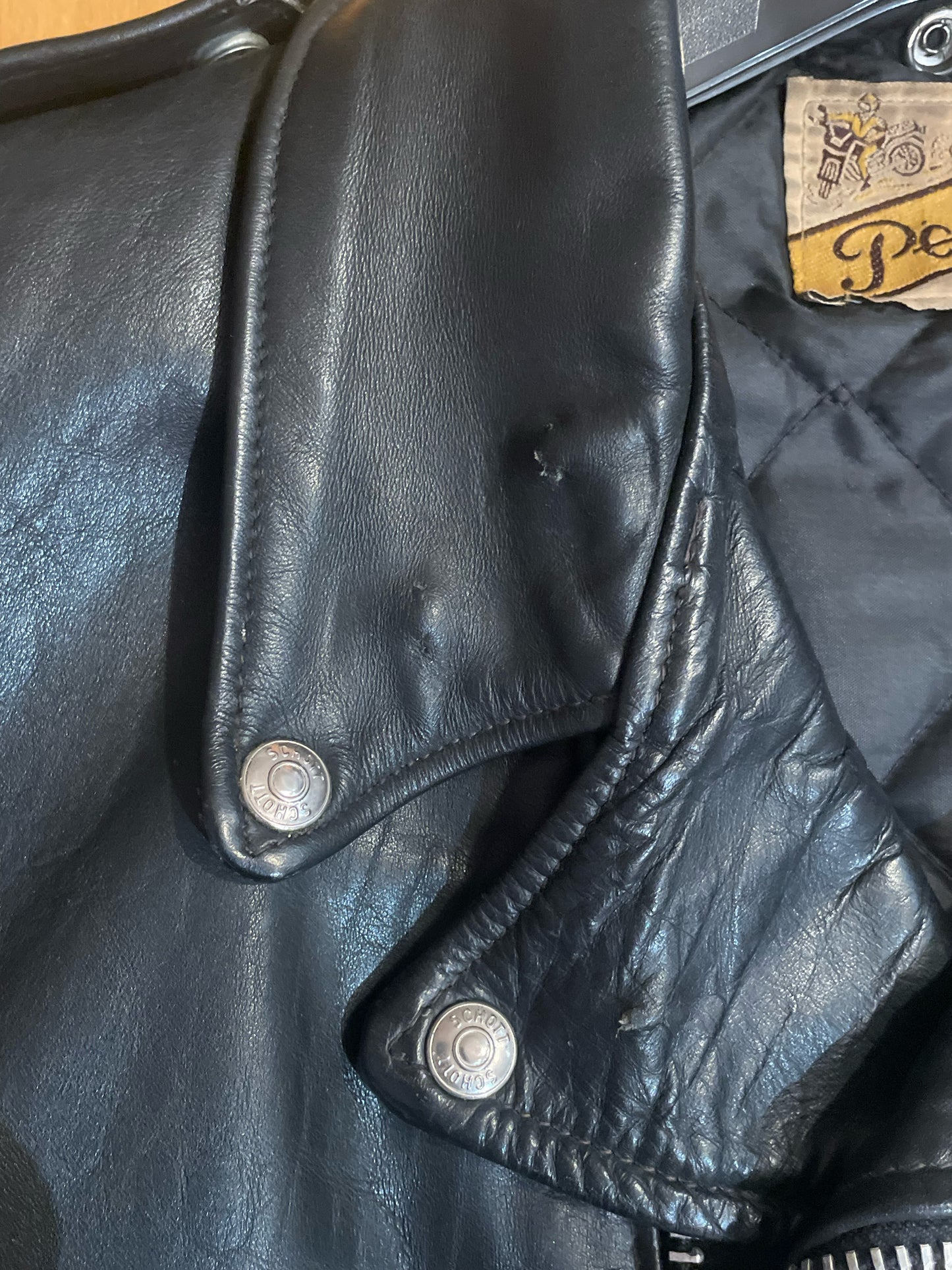 VINTAGE 80s/90s SCHOTT PERFECTO 618 LEATHER JACKET  SZ: 42 = M/L