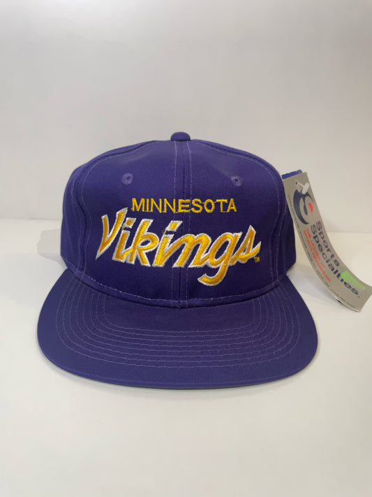 "DS" VINTAGE 90s MINNESOTA VIKINGS SPORTS SPECIALTIES SCRIPT SNAPBACK HAT