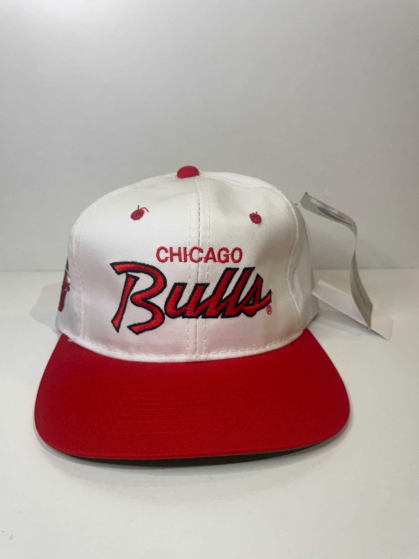 VTG 2 Chicago Bulls SNAP BACK HAT Sports Specialties B