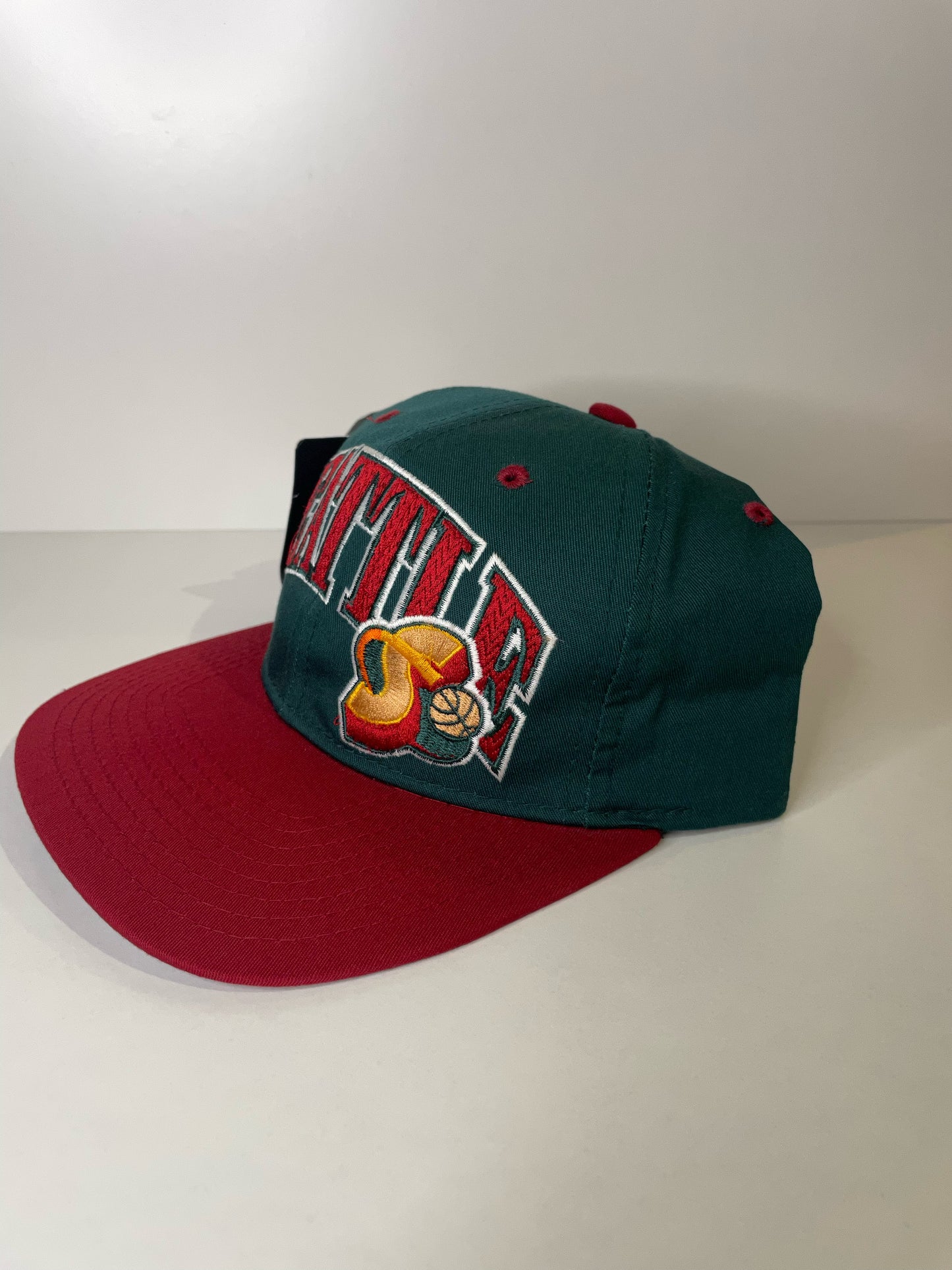 "DS" VINTAGE 90s SEATTLE SONICS STARTER SNAPBACK CAP HAT