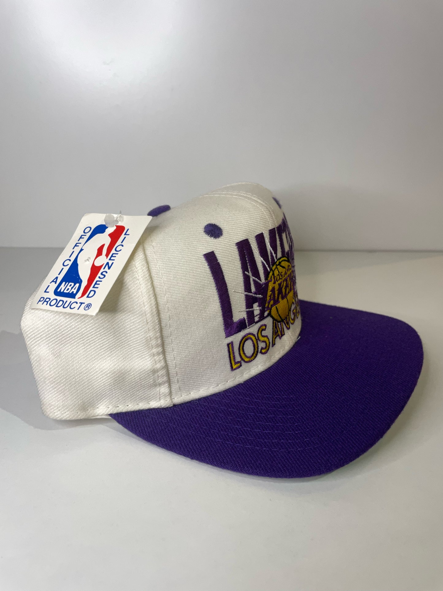 "DS" VINTAGE 90s LOS ANGELES LAKERS AJD SNAPBACK CAP HAT