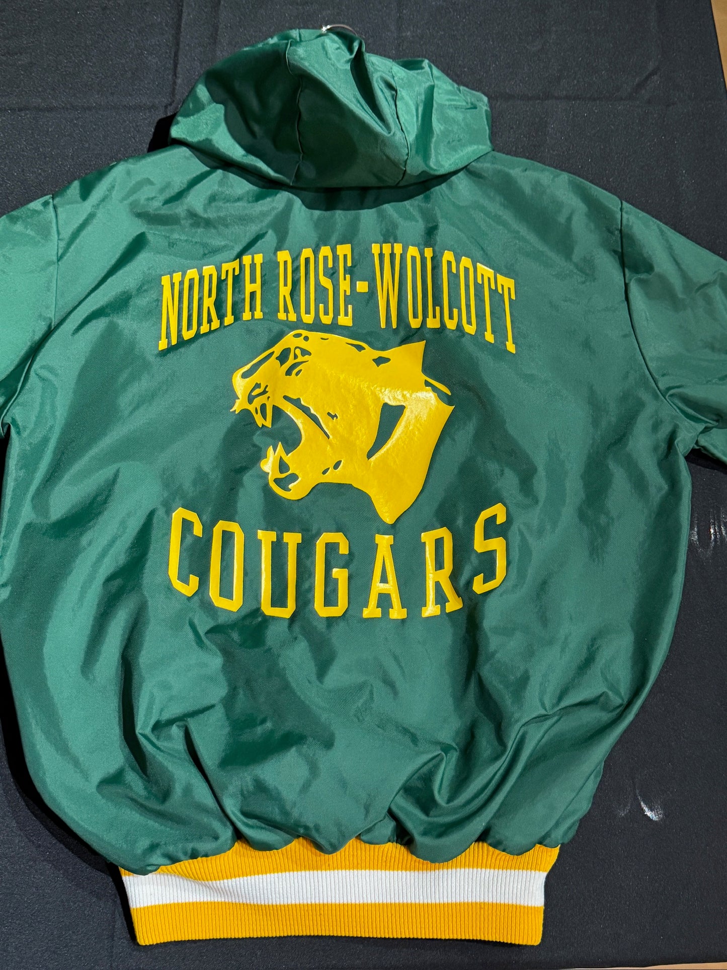 VINTAGE DELONG NORTH ROSE-WOLCOTT COUGARS WINDBREAKER JACKET  SZ: M