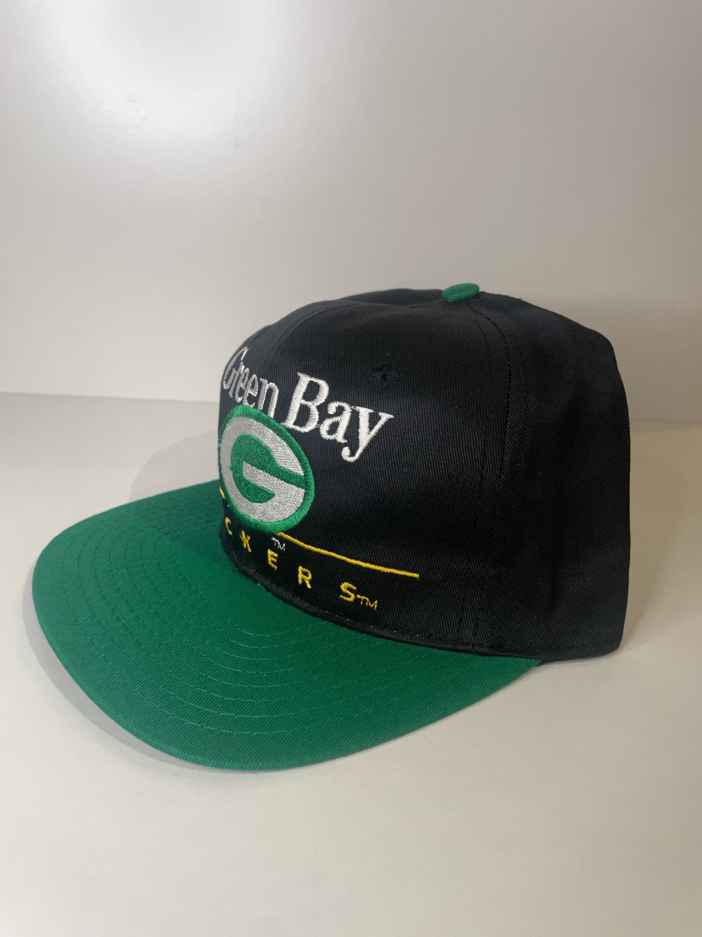 "DS" VINTAGE 90s GREEN BAY PACKERS EASTPORT SNAPBACK CAP HAT