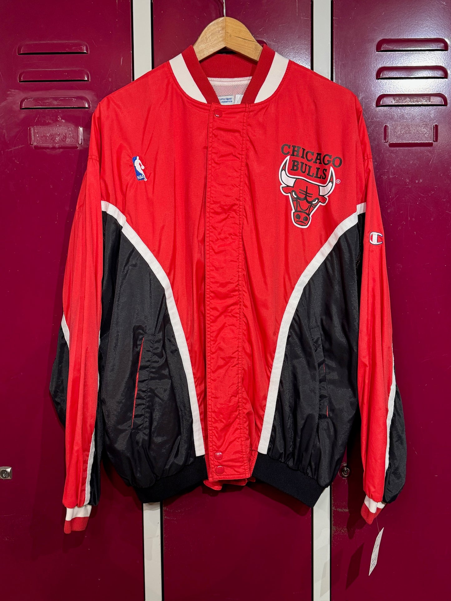 VINTAGE 90s CHAMPION CHICAGO BULLS COMPLETE WARM UP SHOOTING JACKET & PANTS  SZ: L