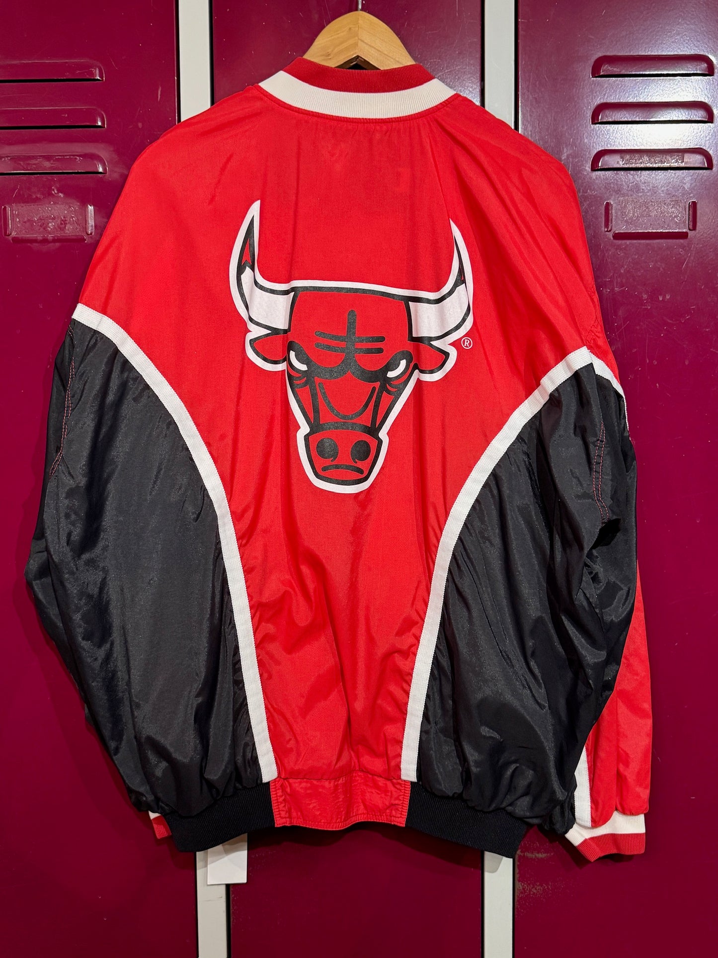 VINTAGE 90s CHAMPION CHICAGO BULLS COMPLETE WARM UP SHOOTING JACKET & PANTS  SZ: L