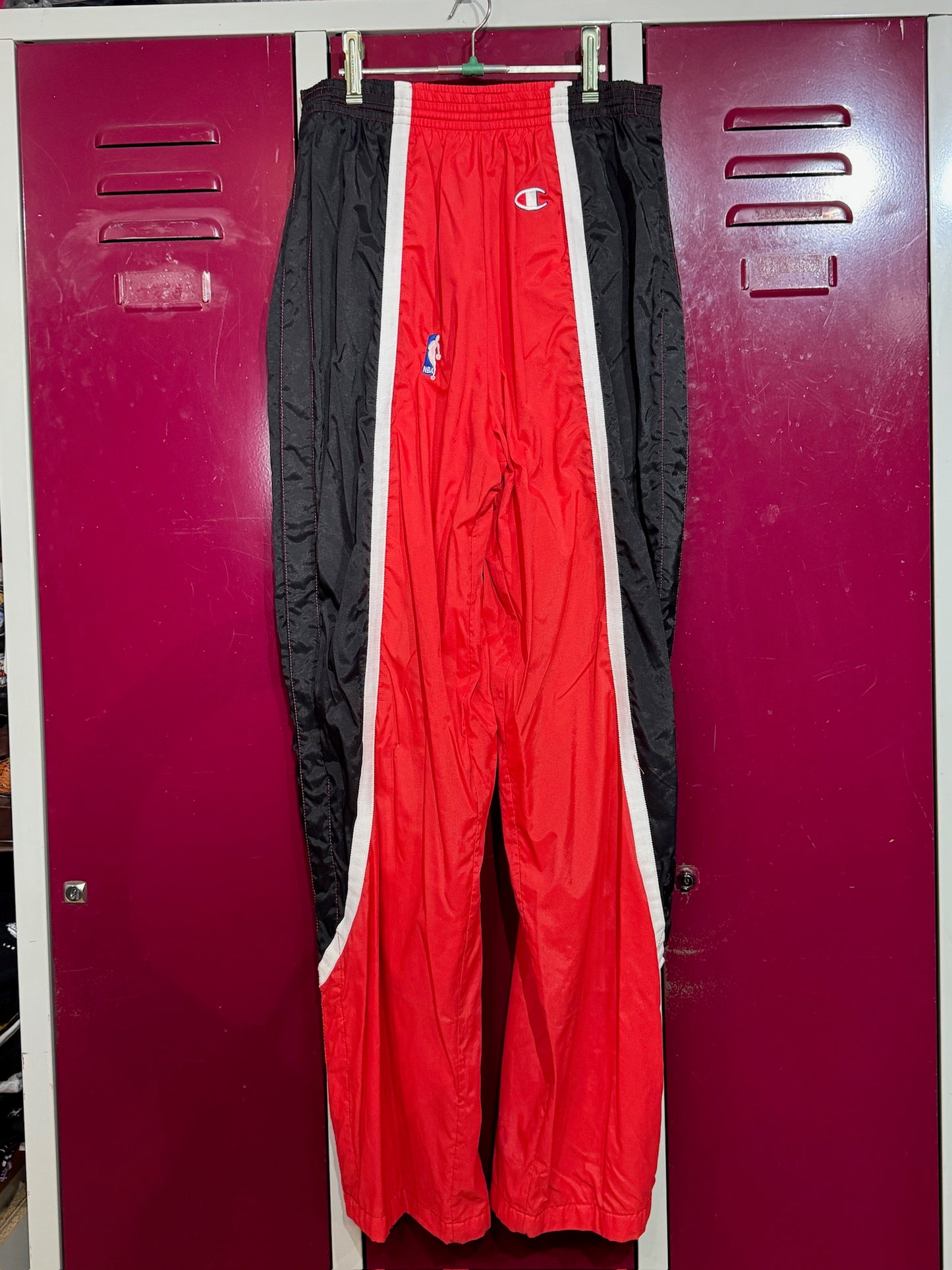VINTAGE 90s CHAMPION CHICAGO BULLS COMPLETE WARM UP SHOOTING JACKET & PANTS  SZ: L