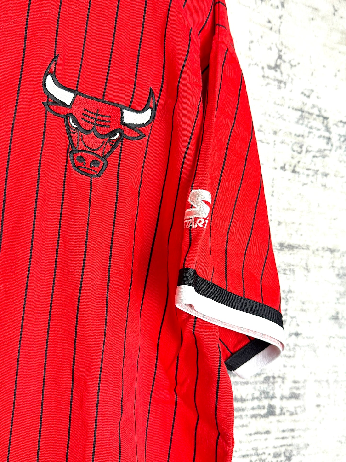VINTAGE 90s CHICAGO BULLS PINSTRIPE NBA BASEBALL JERSEY  SZ: L