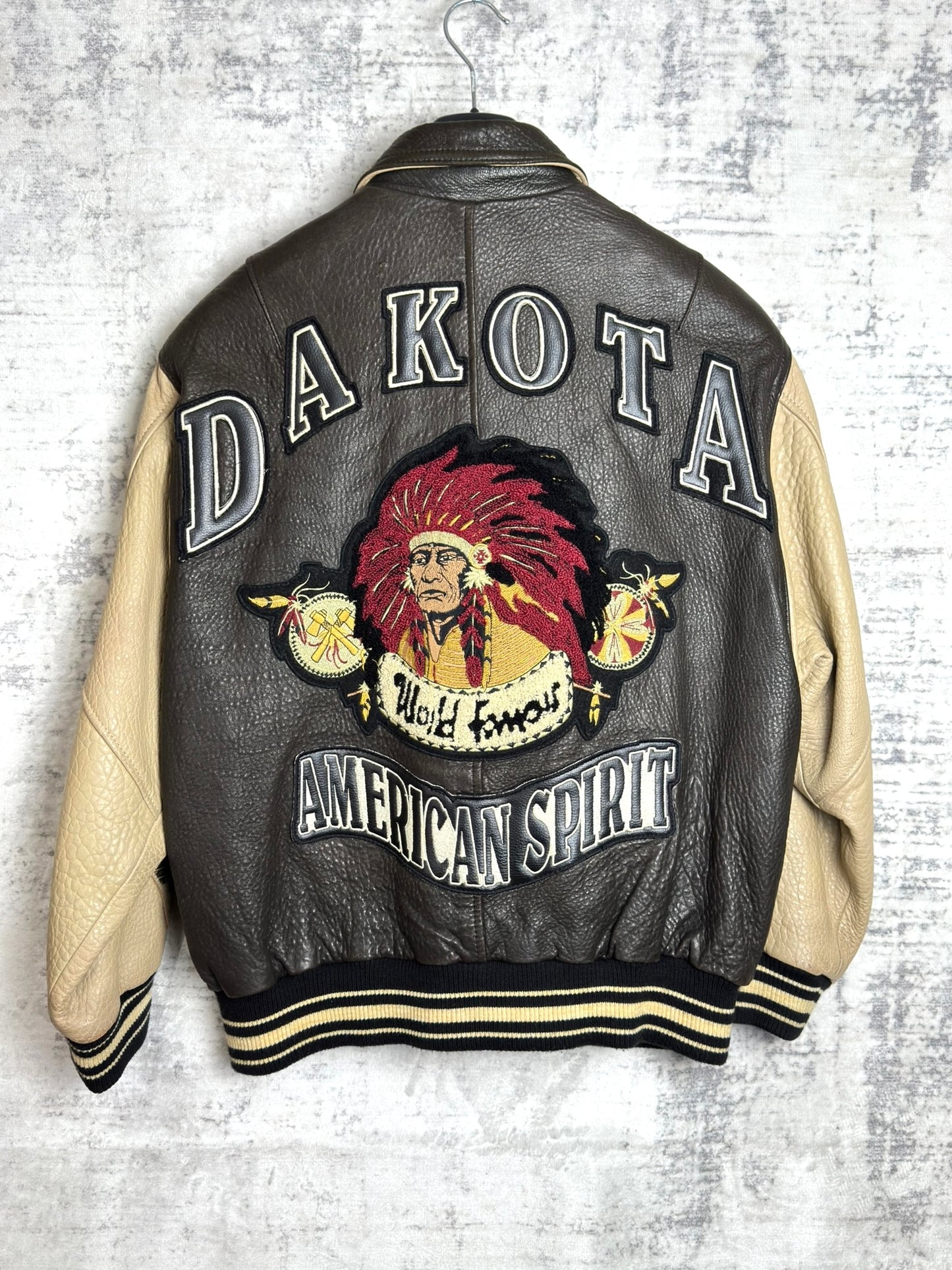 VINTAGE DAKOTA "AMERICAN SPIRIT" LEATHER VARSITY JACKET SZ: S