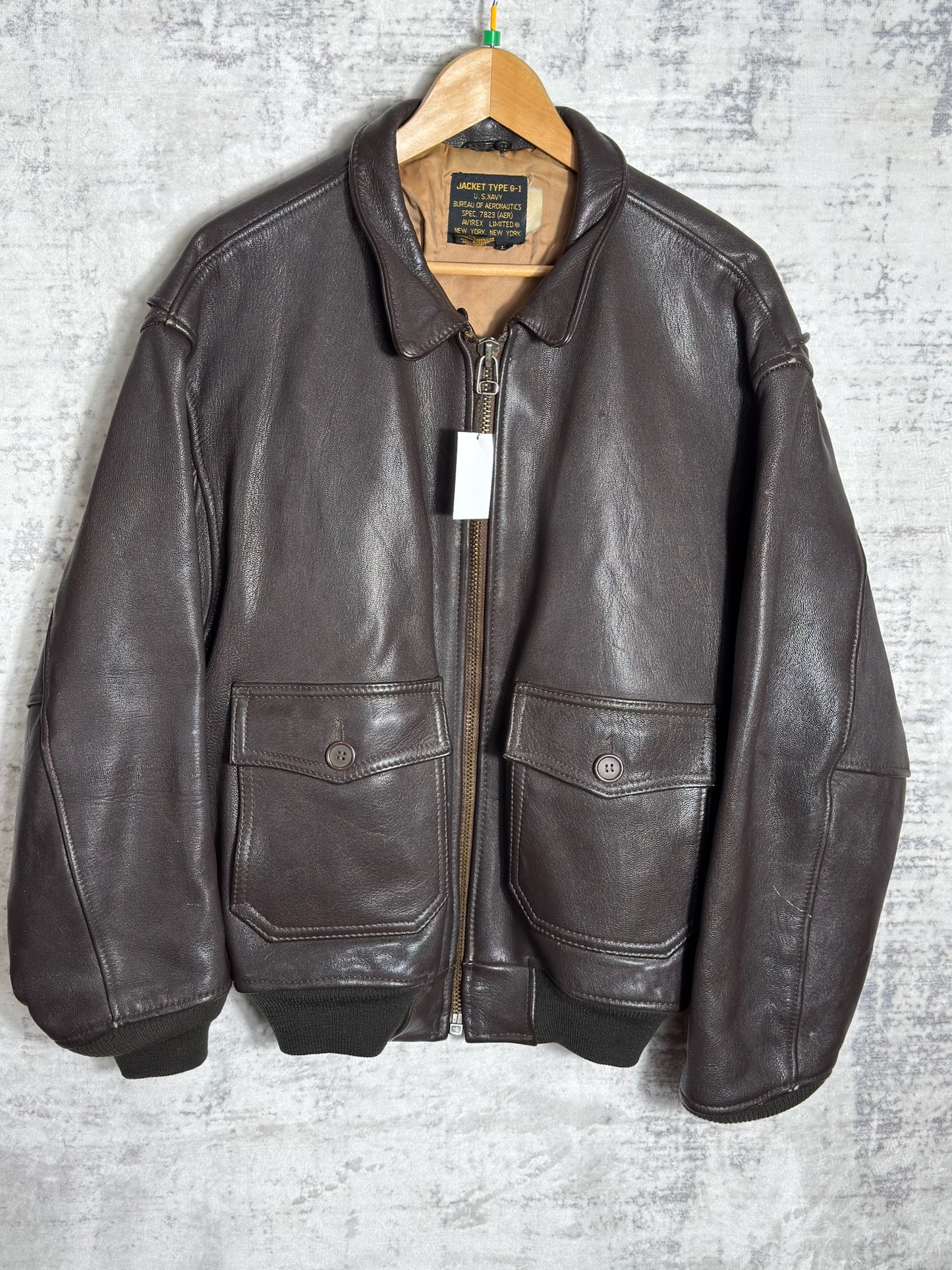 VINTAGE AVIREX TYPE G-1 "U.S NAVY" LEATHER JACKET  SZ: L