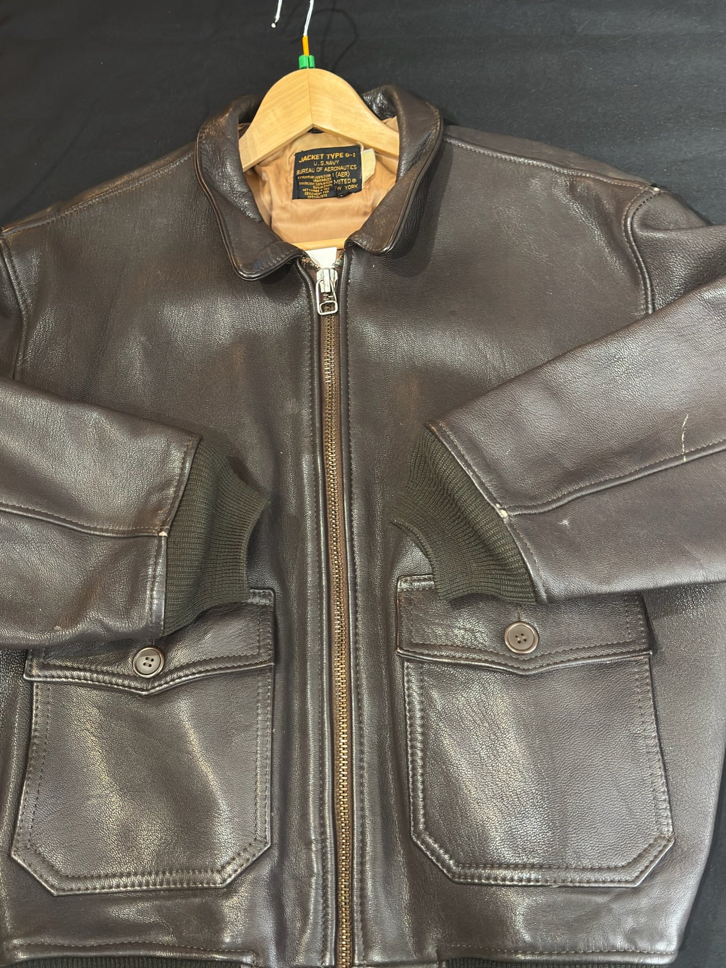 VINTAGE AVIREX TYPE G-1 "U.S NAVY" LEATHER JACKET  SZ: L