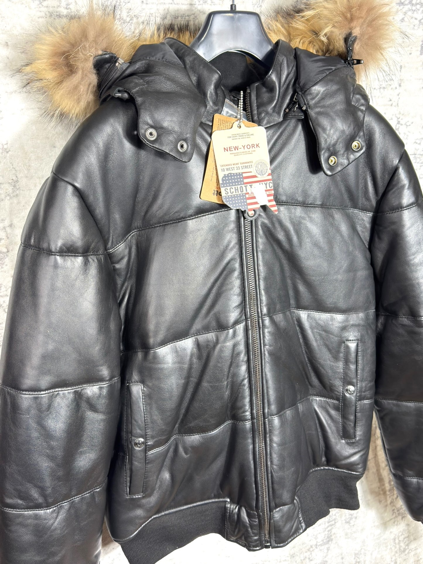 SCHOTT N.Y.C "LC 950" LEATHER GOOSE JACKET  SZ: L (NEW WITH TAG)