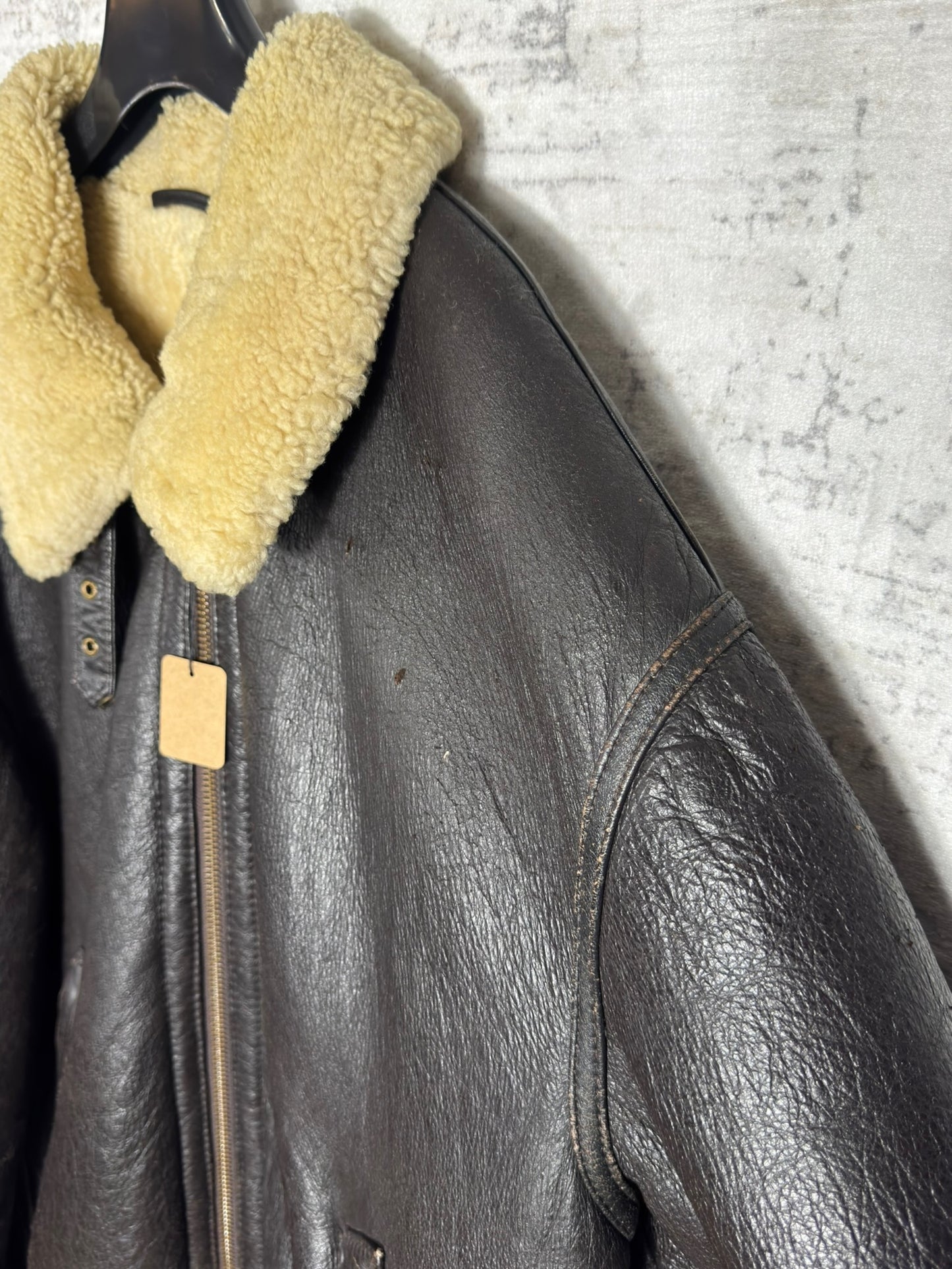 VINTAGE ORIGINAL SHEARLING BOMBARDIER SHEEPSKIN JACKET SZ: XL