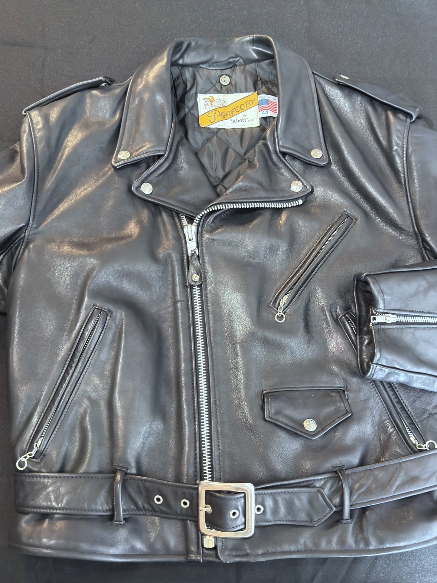 VINTAGE SCHOTT N.Y.C 118 PERFECTO JACKET  SZ: 44