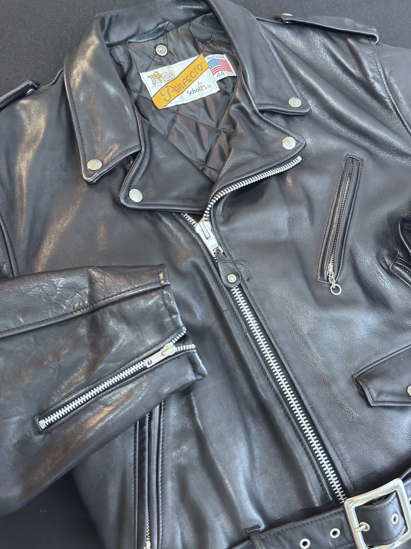 VINTAGE SCHOTT N.Y.C 118 PERFECTO JACKET  SZ: 44